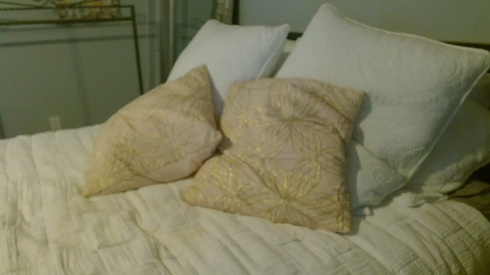 Gallery image thumbnail from ellakane699's myfreecams stream on, 11/21/2025, 21:26 image 10 of 20