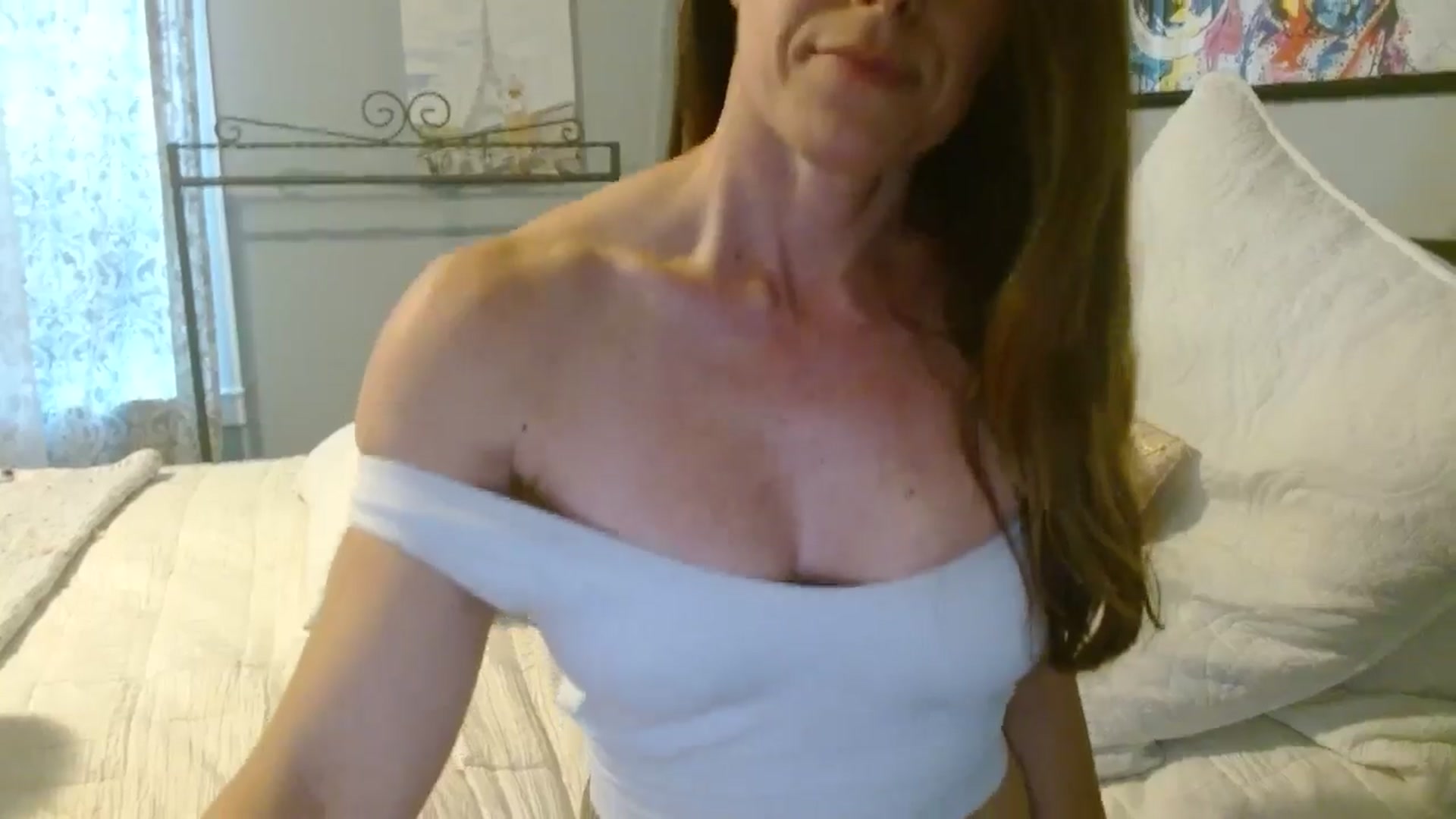Gallery image thumbnail from ellakane699's myfreecams stream on, 12/17/2025, 21:17 image 16 of 20