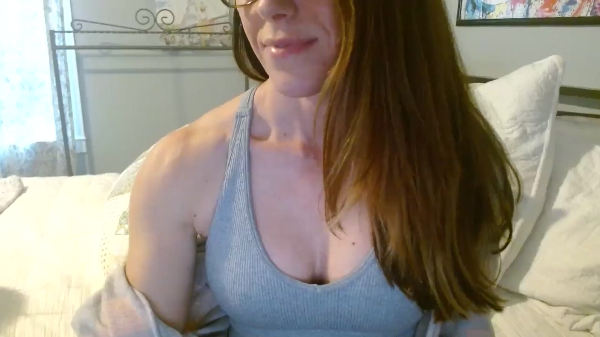 Gallery image thumbnail from ellakane699's myfreecams stream on, 01/22/2026, 21:11 image 17 of 20