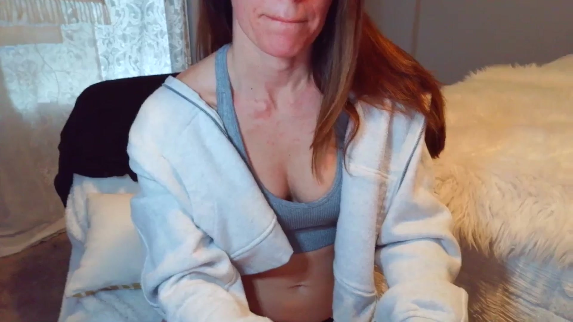 Gallery image thumbnail from ellakane699's myfreecams stream on, 02/18/2026, 13:34 image 11 of 20