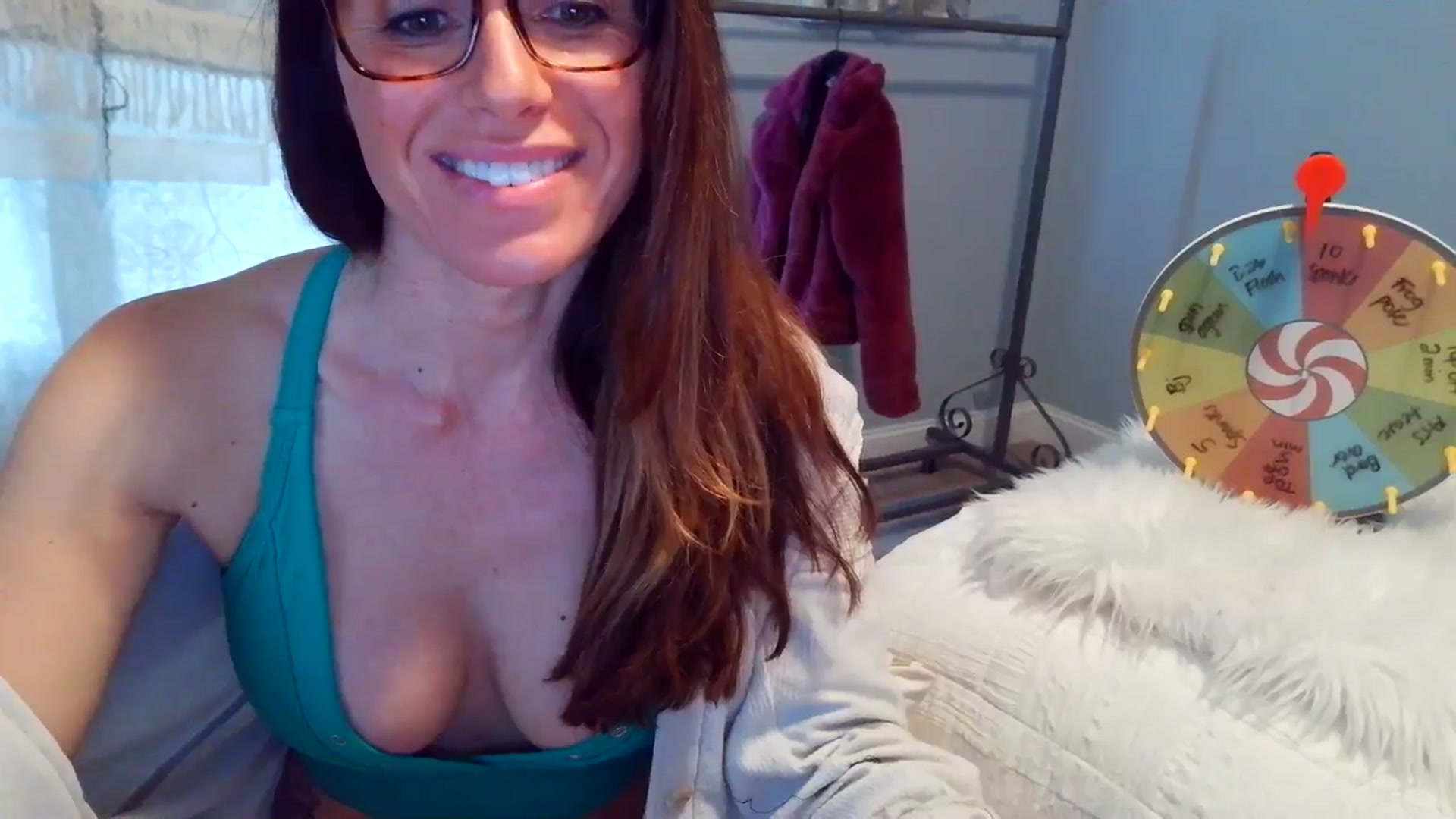 Gallery image thumbnail from ellakane699's myfreecams stream on, 02/28/2026, 14:53 image 16 of 20