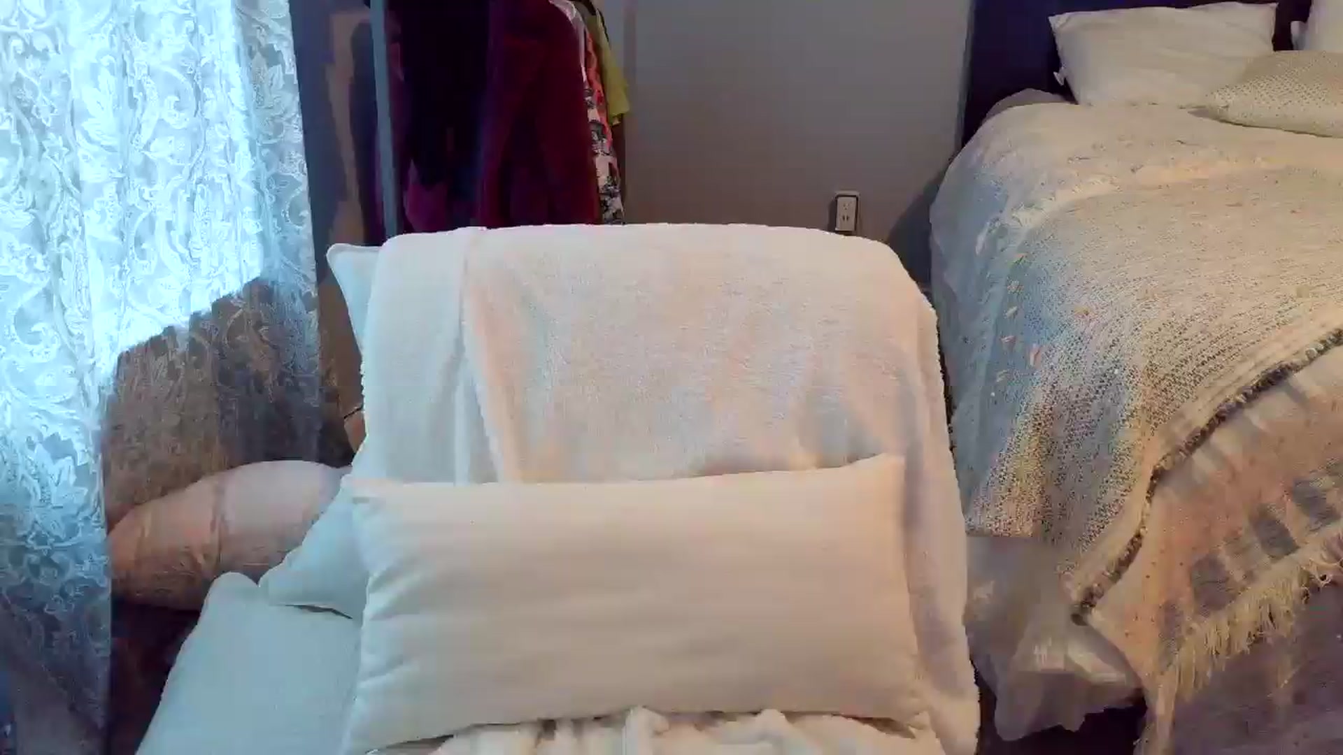 Gallery image thumbnail from ellakane699's myfreecams stream on, 03/20/2026, 14:06 image 1 of 20