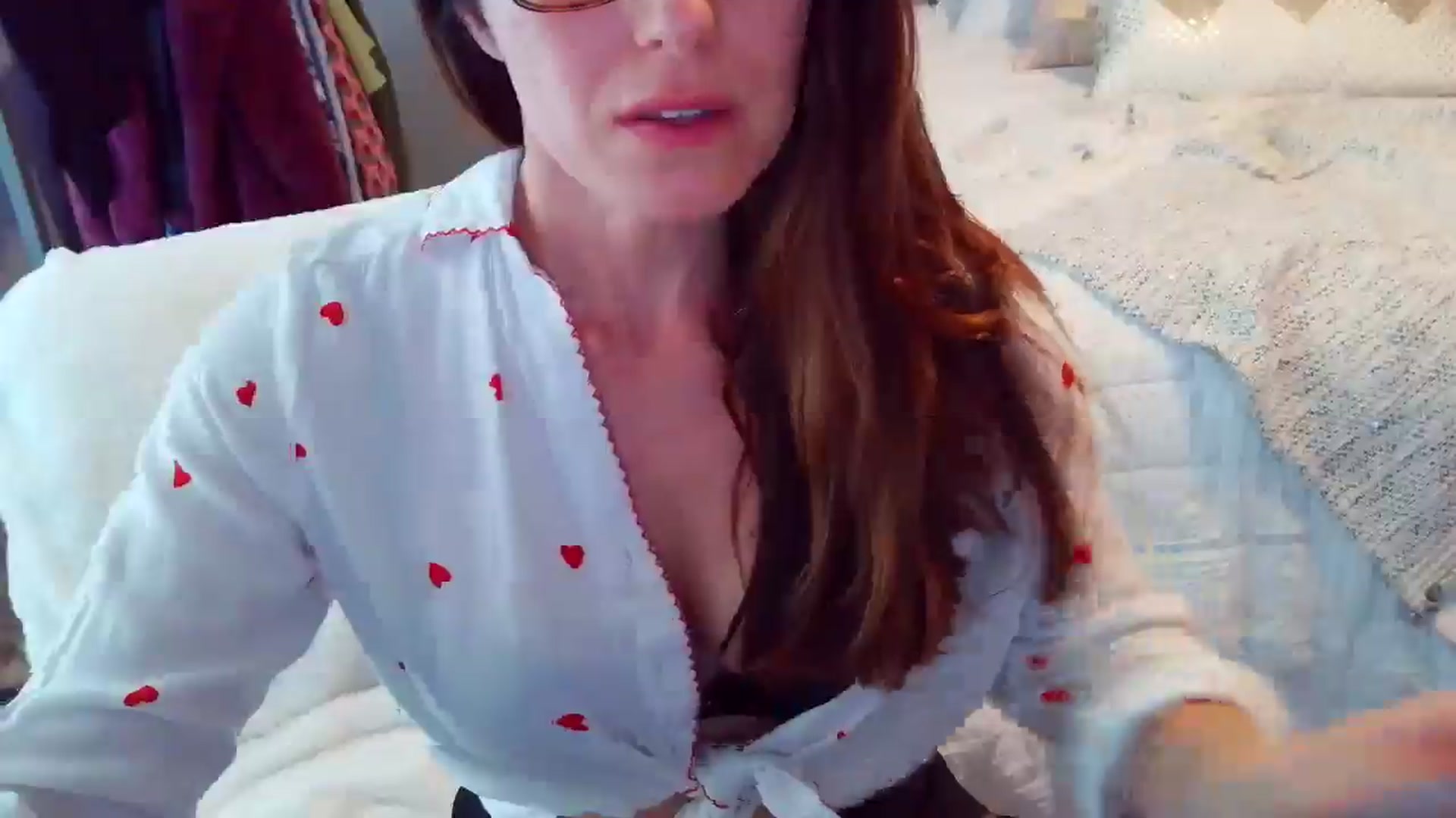 Gallery image thumbnail from ellakane699's myfreecams stream on, 03/27/2026, 12:42 image 12 of 20