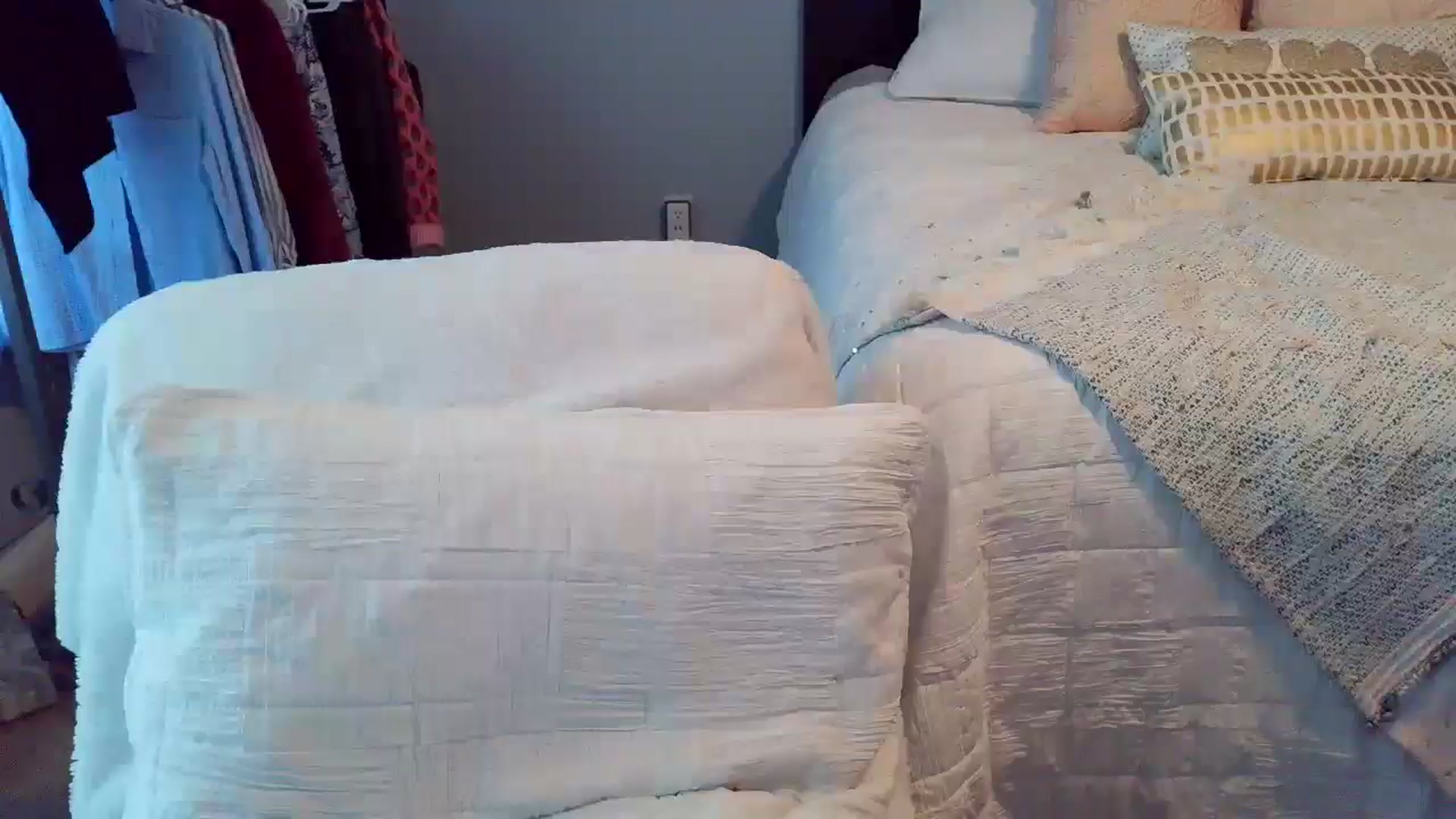 Gallery image thumbnail from ellakane699's myfreecams stream on, 03/31/2026, 13:54 image 5 of 20