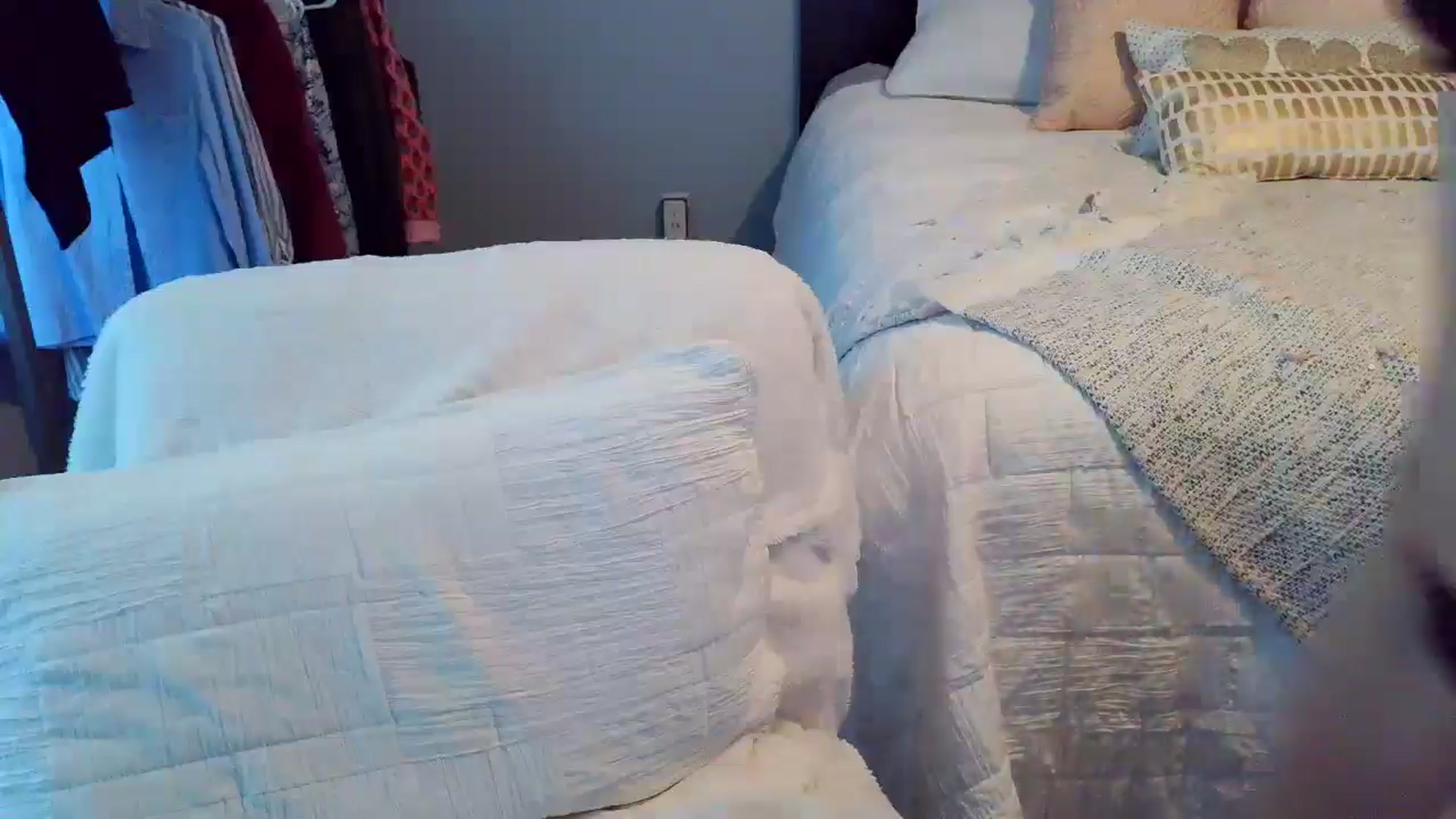 Gallery image thumbnail from ellakane699's myfreecams stream on, 03/31/2026, 13:54 image 19 of 20