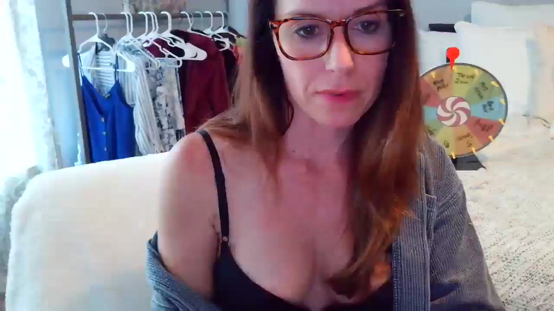 Gallery image thumbnail from ellakane699's myfreecams stream on, 04/10/2026, 12:14 image 19 of 20