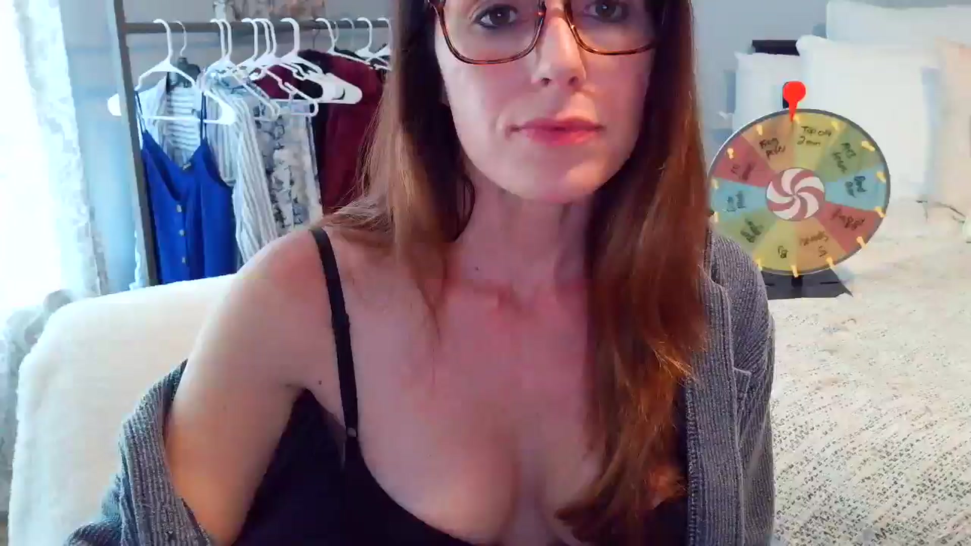 Gallery image thumbnail from ellakane699's myfreecams stream on, 04/10/2026, 12:14 image 16 of 20