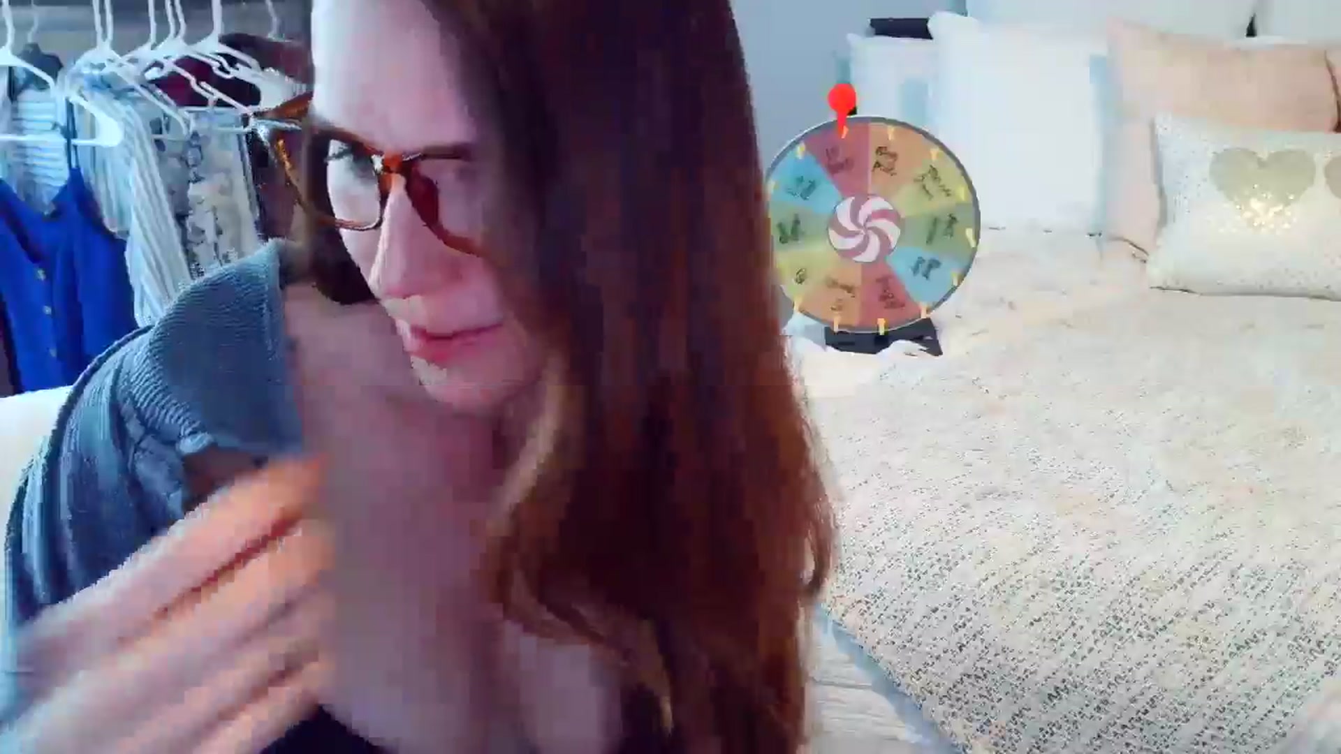 Gallery image thumbnail from ellakane699's myfreecams stream on, 04/10/2026, 13:13 image 3 of 20
