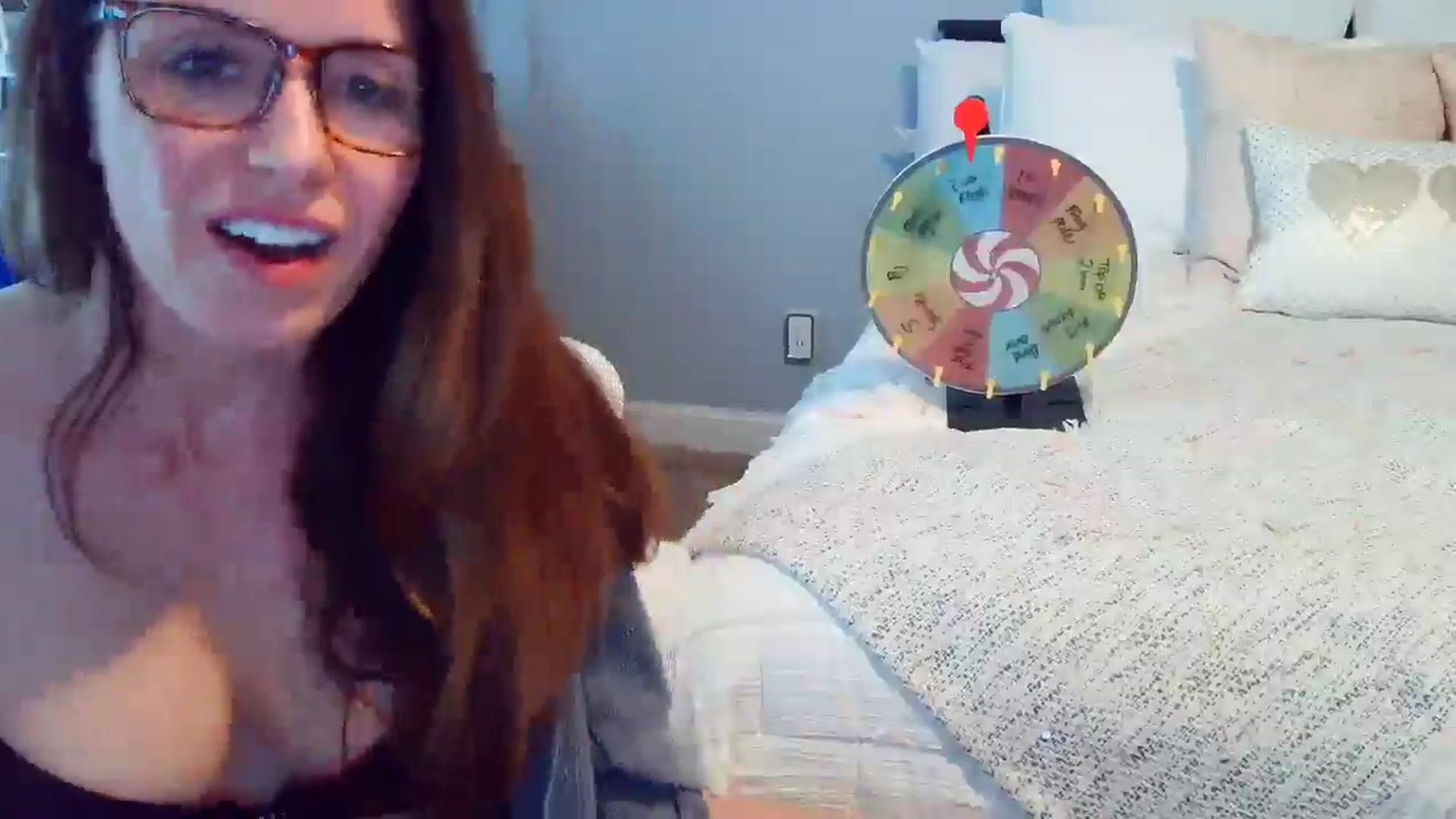 Gallery image thumbnail from ellakane699's myfreecams stream on, 04/10/2026, 13:47 image 18 of 20