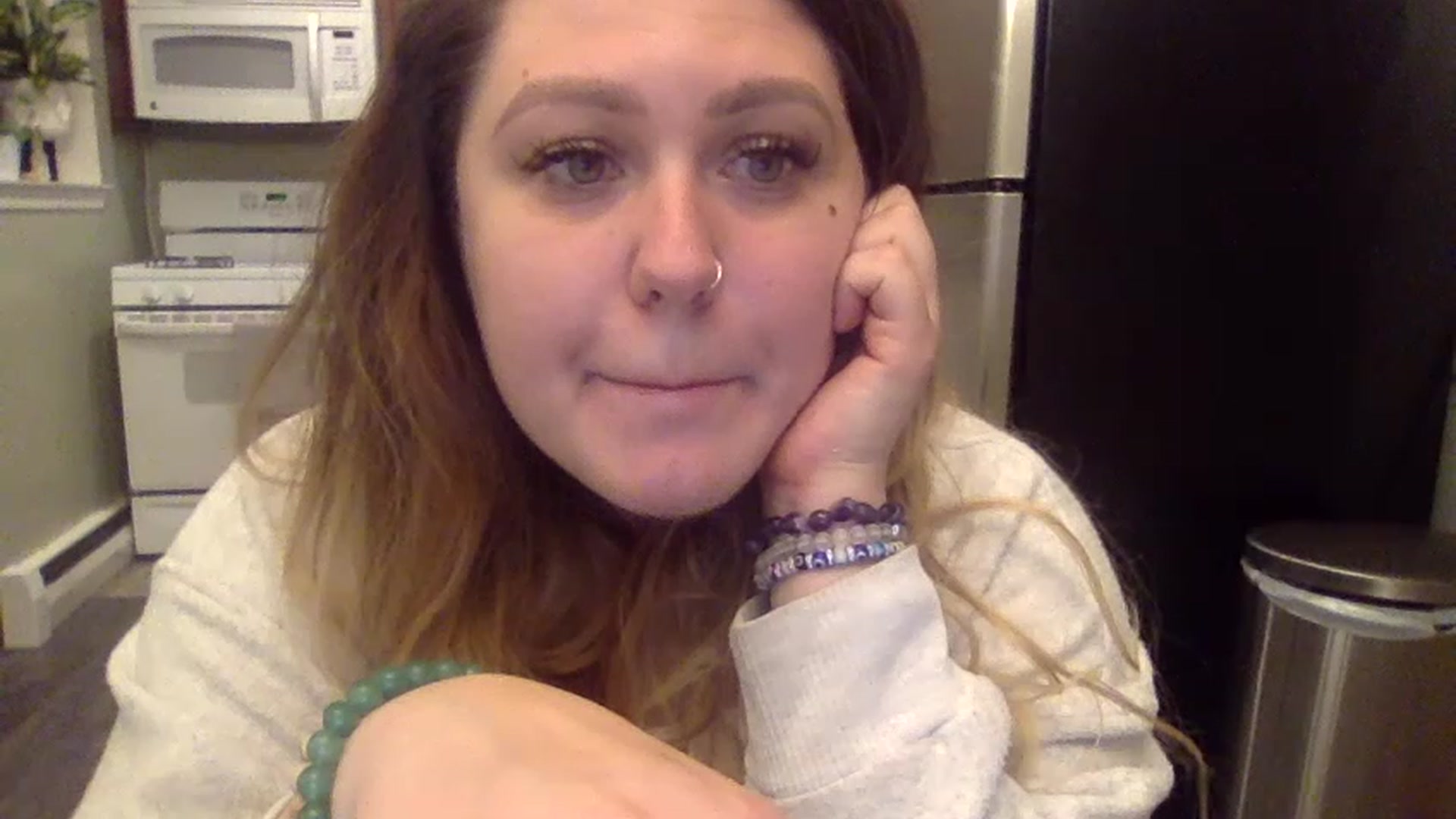 Gallery image thumbnail from ellegirlie's myfreecams stream on, 11/21/2022, 23:38 image 18 of 20