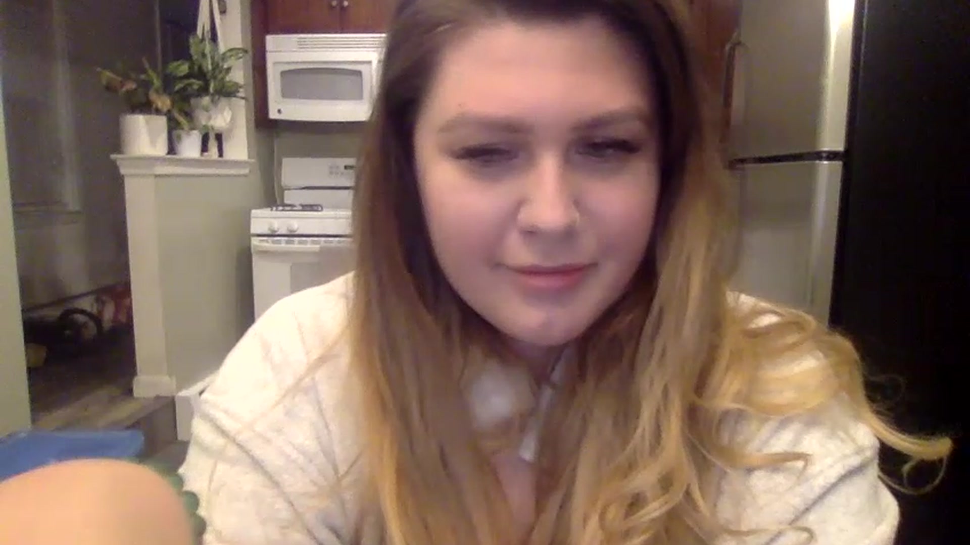 Gallery image thumbnail from ellegirlie's myfreecams stream on, 11/22/2022, 02:22 image 15 of 20