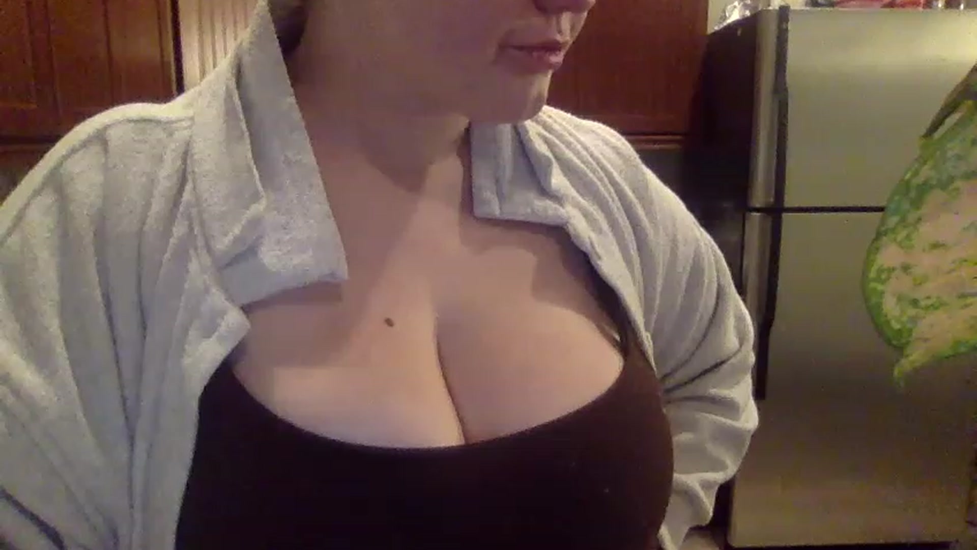 Gallery image thumbnail from ellegirlie's myfreecams stream on, 11/24/2022, 03:13 image 5 of 20