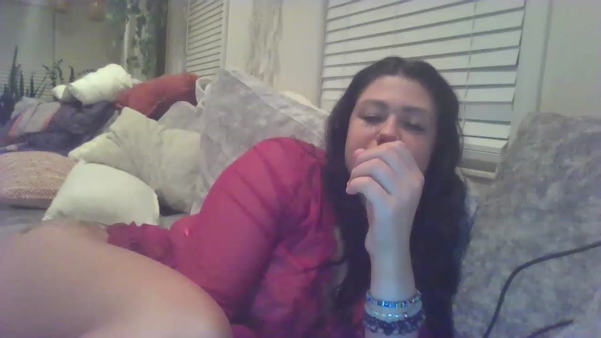 Gallery image thumbnail from ellegirlie's myfreecams stream on, 07/27/2023, 04:40 image 13 of 20