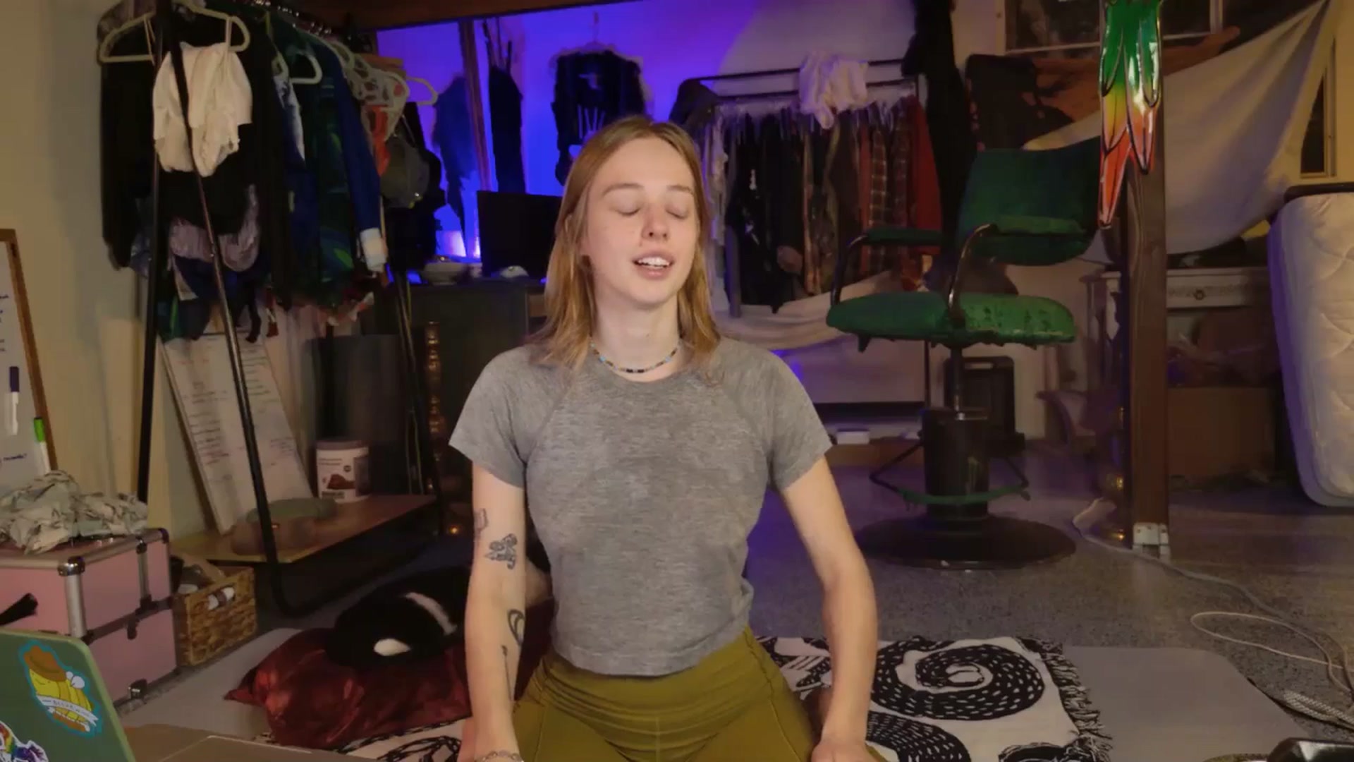 Gallery image thumbnail from ellispierce's myfreecams stream on, 10/19/2025, 09:33 image 10 of 20