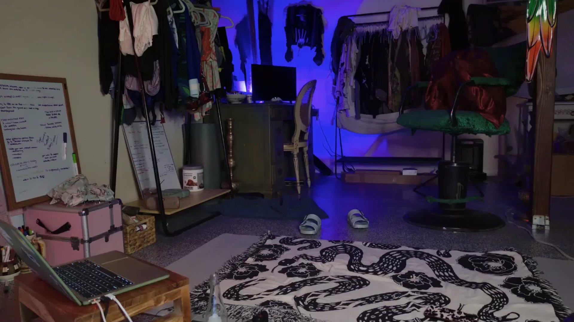 Gallery image thumbnail from ellispierce's myfreecams stream on, 10/20/2025, 07:25 image 4 of 20