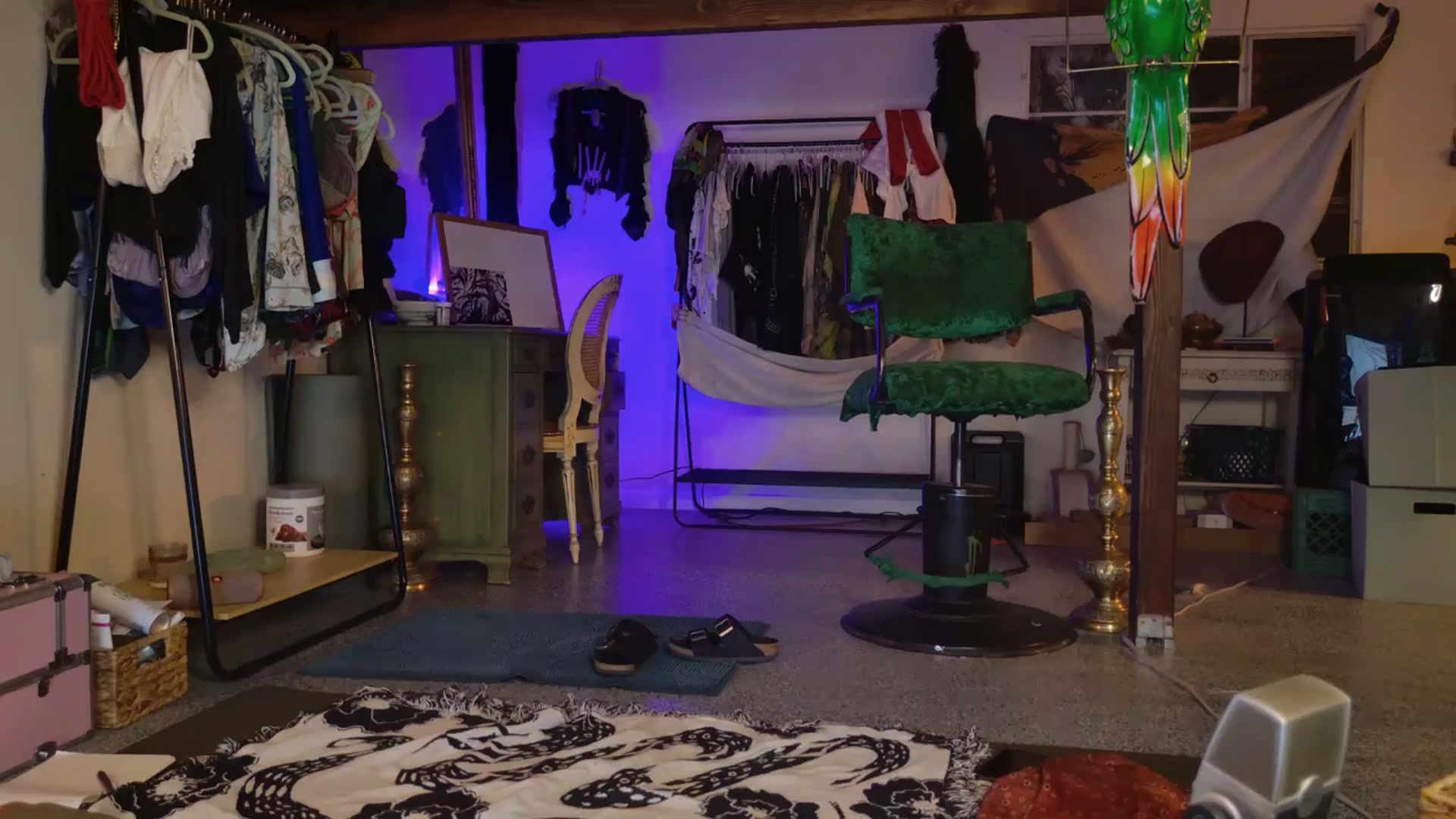 Gallery image thumbnail from ellispierce's myfreecams stream on, 10/24/2025, 08:55 image 14 of 20