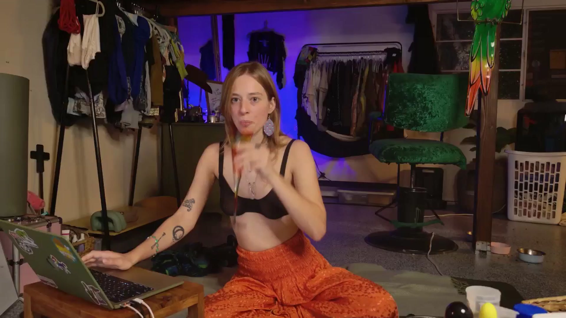 Gallery image thumbnail from ellispierce's myfreecams stream on, 10/31/2025, 09:26 image 3 of 20
