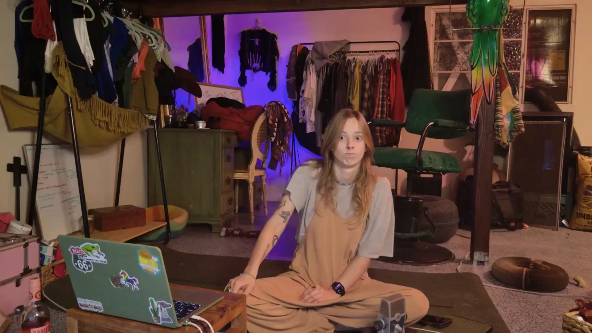 Gallery image thumbnail from ellispierce's myfreecams stream on, 11/06/2025, 09:46 image 11 of 20