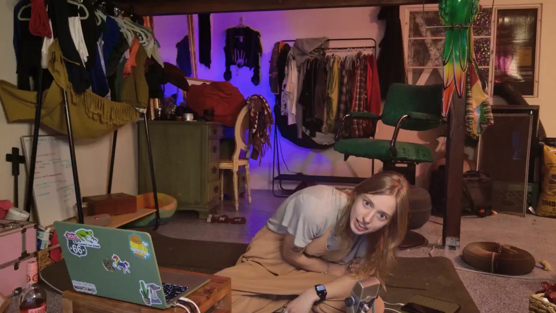 Gallery image thumbnail from ellispierce's myfreecams stream on, 11/06/2025, 09:46 image 6 of 20