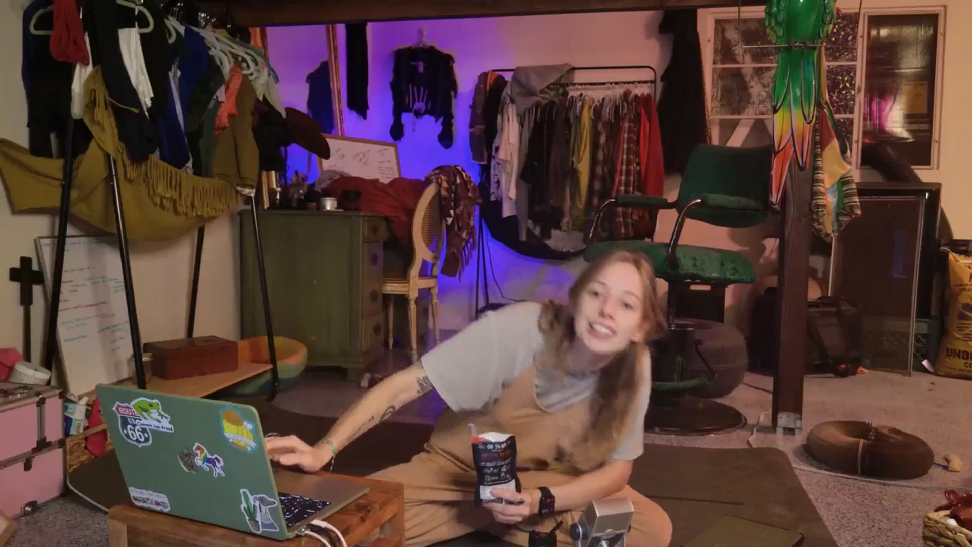 Gallery image thumbnail from ellispierce's myfreecams stream on, 11/06/2025, 10:36 image 18 of 20