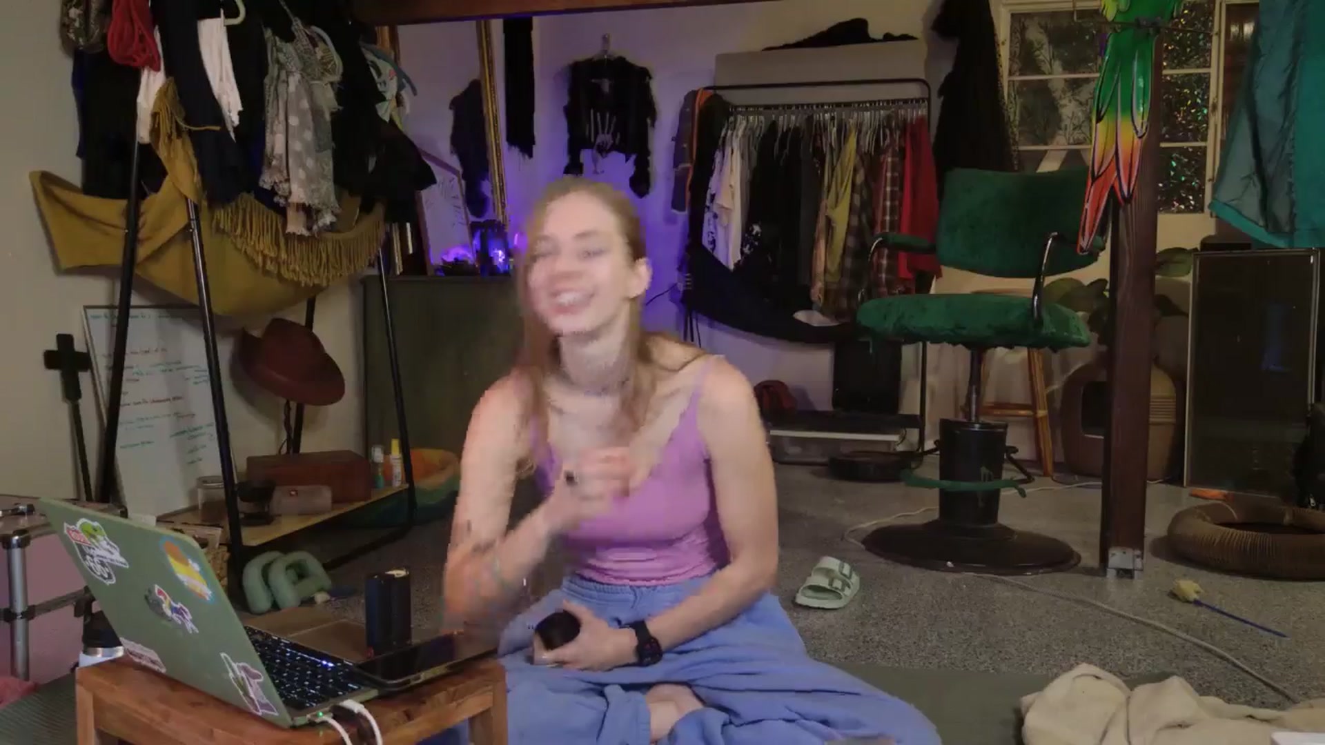 Gallery image thumbnail from ellispierce's myfreecams stream on, 11/08/2025, 09:17 image 15 of 20