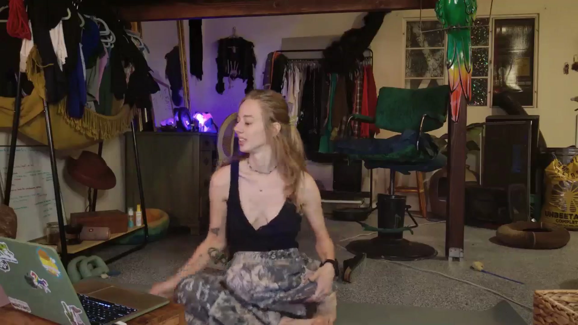 Gallery image thumbnail from ellispierce's myfreecams stream on, 11/09/2025, 11:12 image 2 of 20