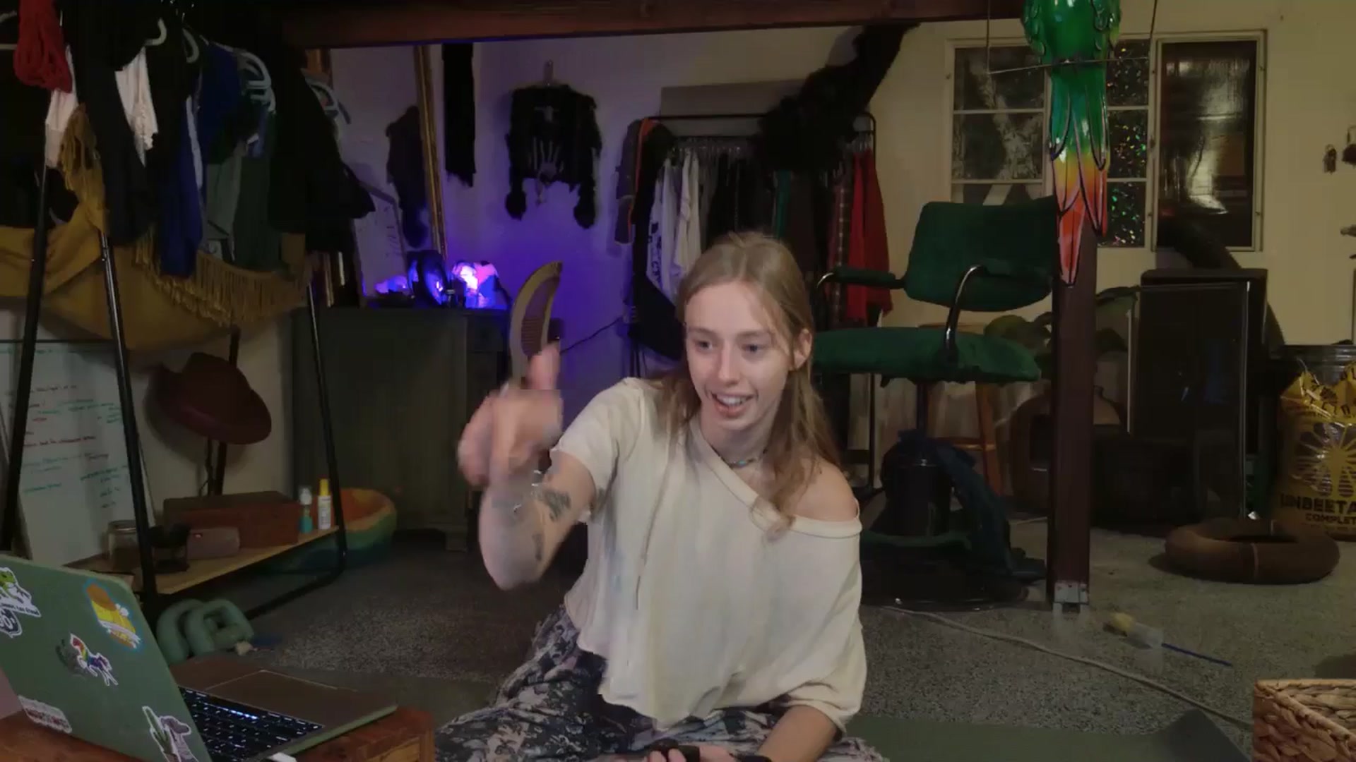 Gallery image thumbnail from ellispierce's myfreecams stream on, 11/09/2025, 11:12 image 8 of 20