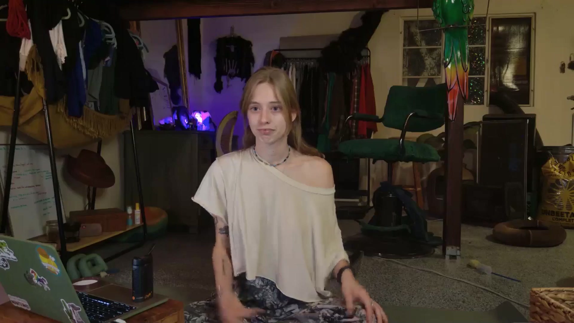 Gallery image thumbnail from ellispierce's myfreecams stream on, 11/09/2025, 11:12 image 9 of 20