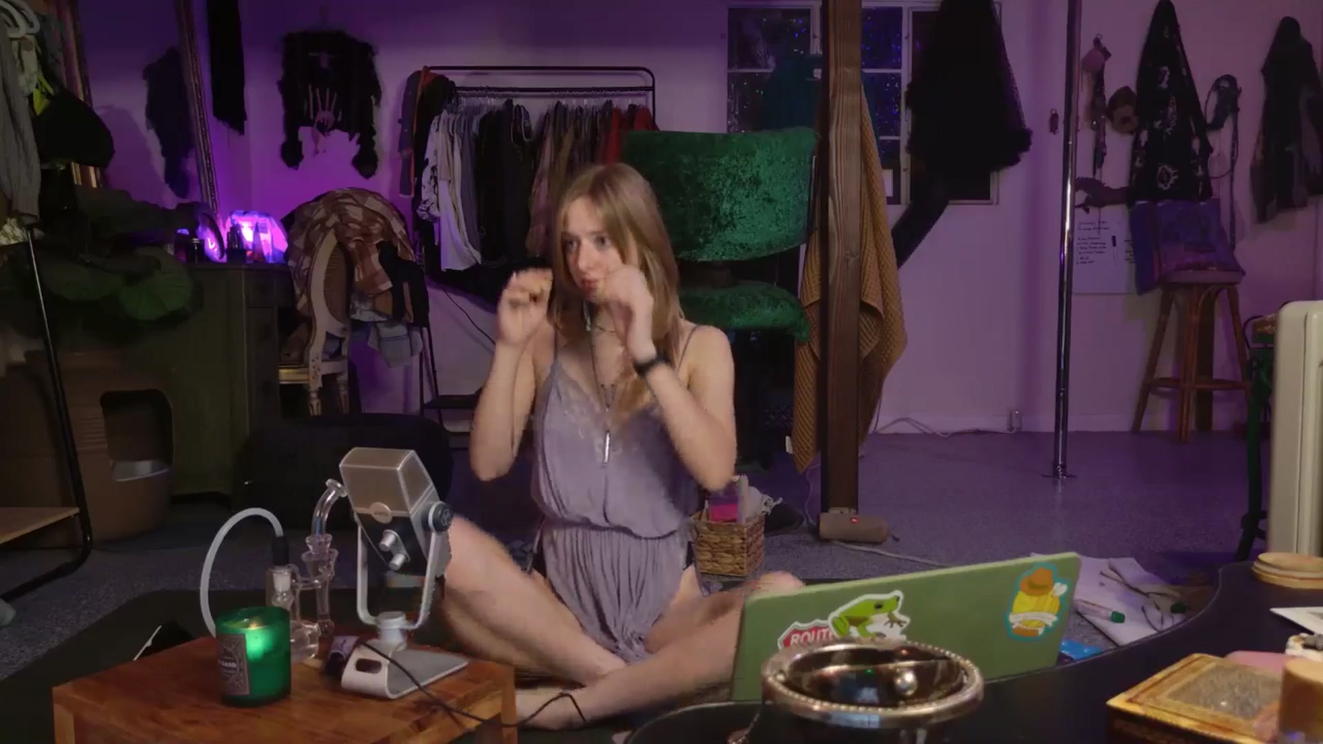 Gallery image thumbnail from ellispierce's myfreecams stream on, 11/28/2025, 08:05 image 19 of 20
