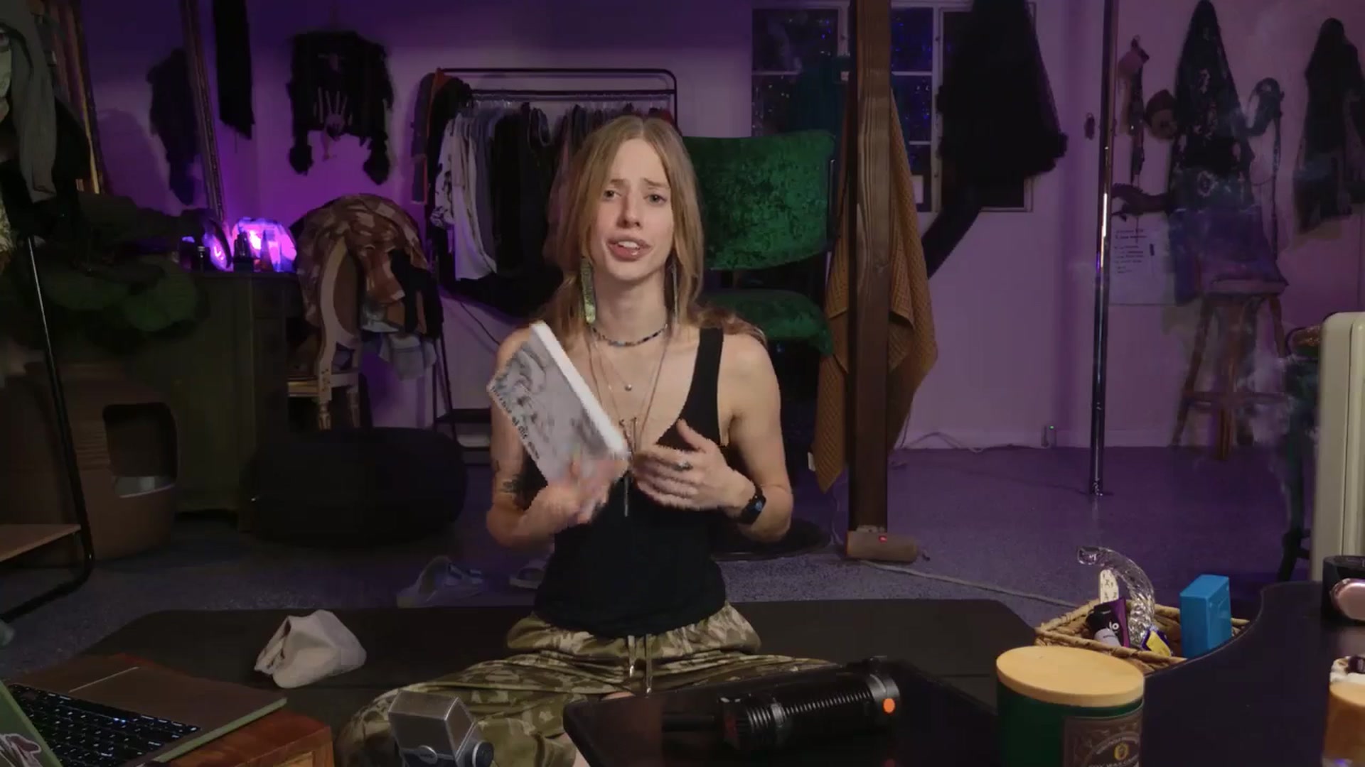 Gallery image thumbnail from ellispierce's myfreecams stream on, 11/28/2025, 08:05 image 3 of 20