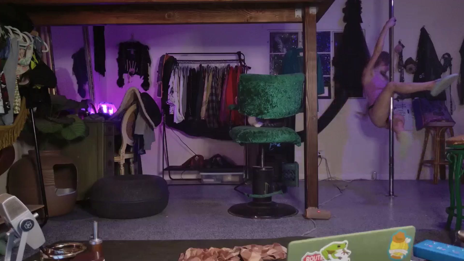 Gallery image thumbnail from ellispierce's myfreecams stream on, 11/30/2025, 08:26 image 6 of 20