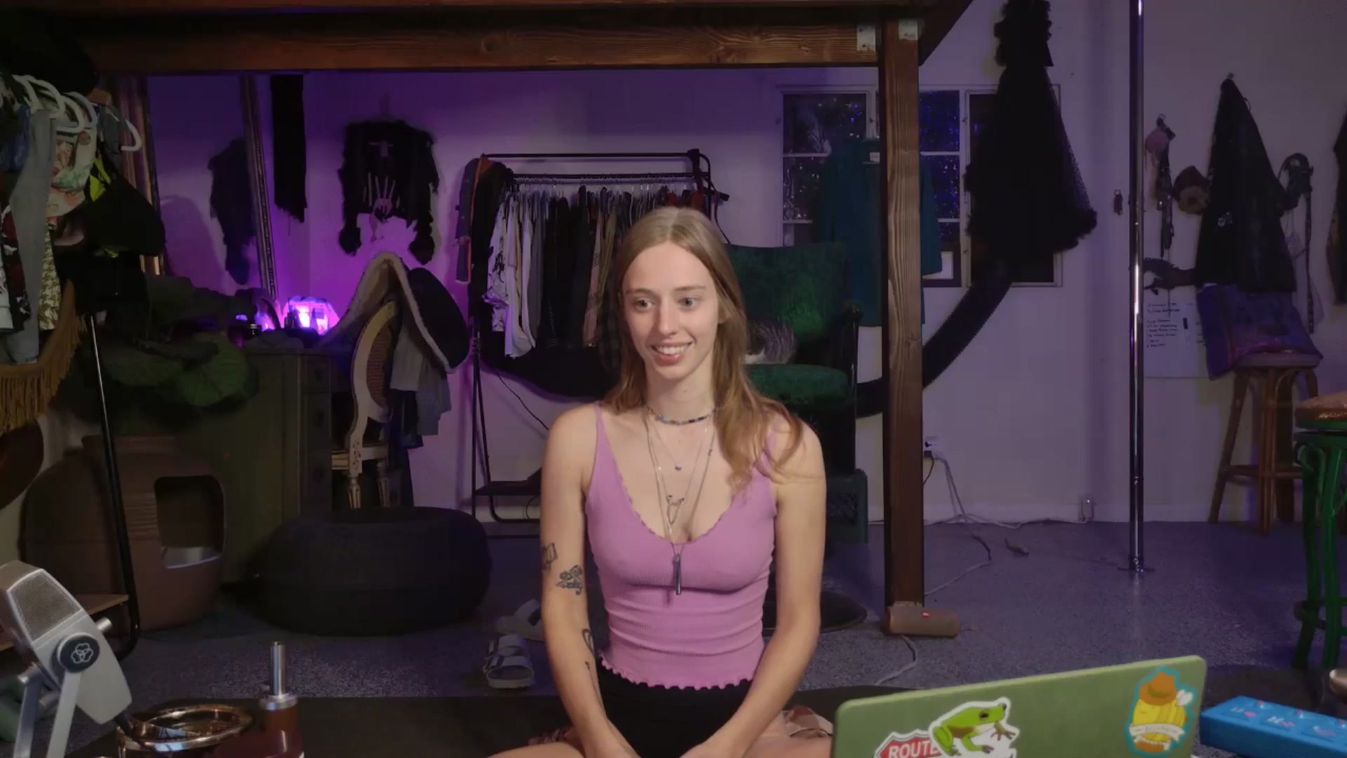 Gallery image thumbnail from ellispierce's myfreecams stream on, 11/30/2025, 08:26 image 10 of 20