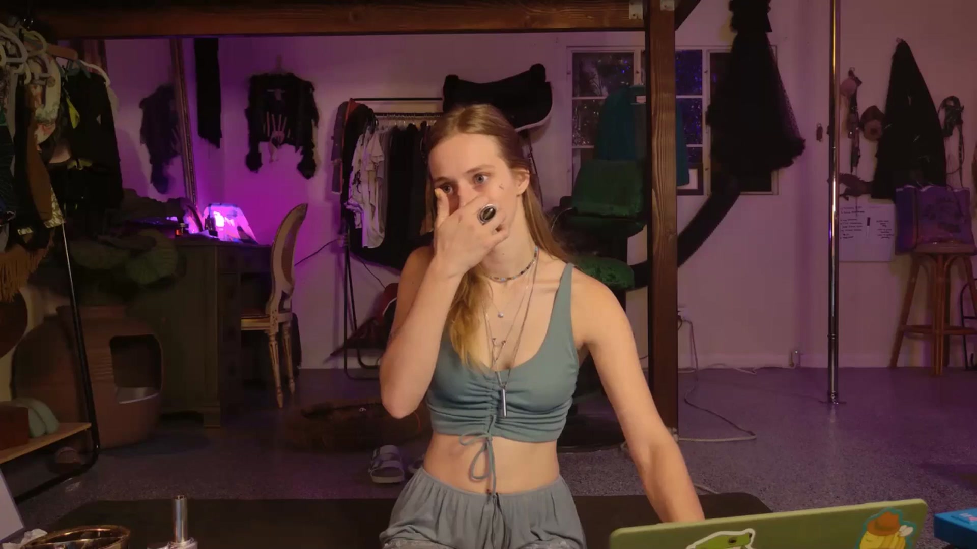 Gallery image thumbnail from ellispierce's myfreecams stream on, 12/01/2025, 08:03 image 13 of 20