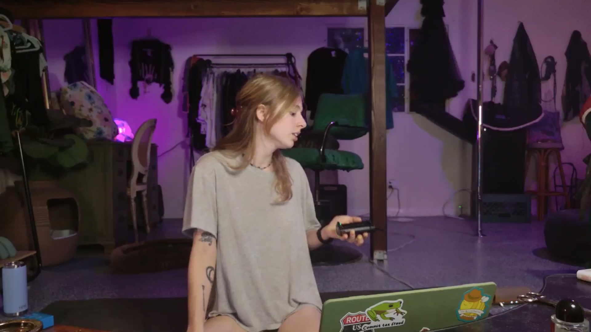 Gallery image thumbnail from ellispierce's myfreecams stream on, 12/02/2025, 09:46 image 18 of 20