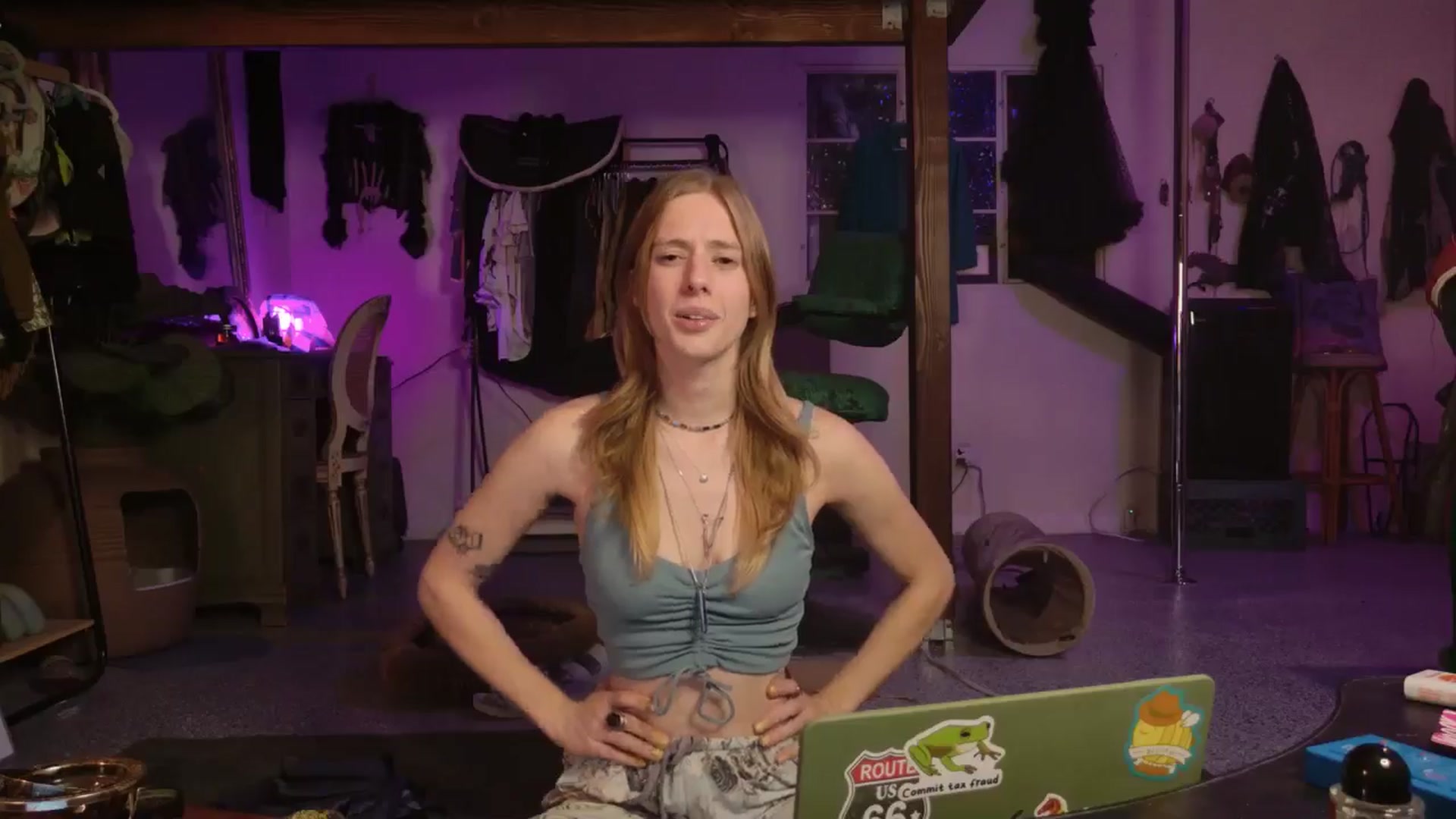 Gallery image thumbnail from ellispierce's myfreecams stream on, 12/02/2025, 09:46 image 3 of 20
