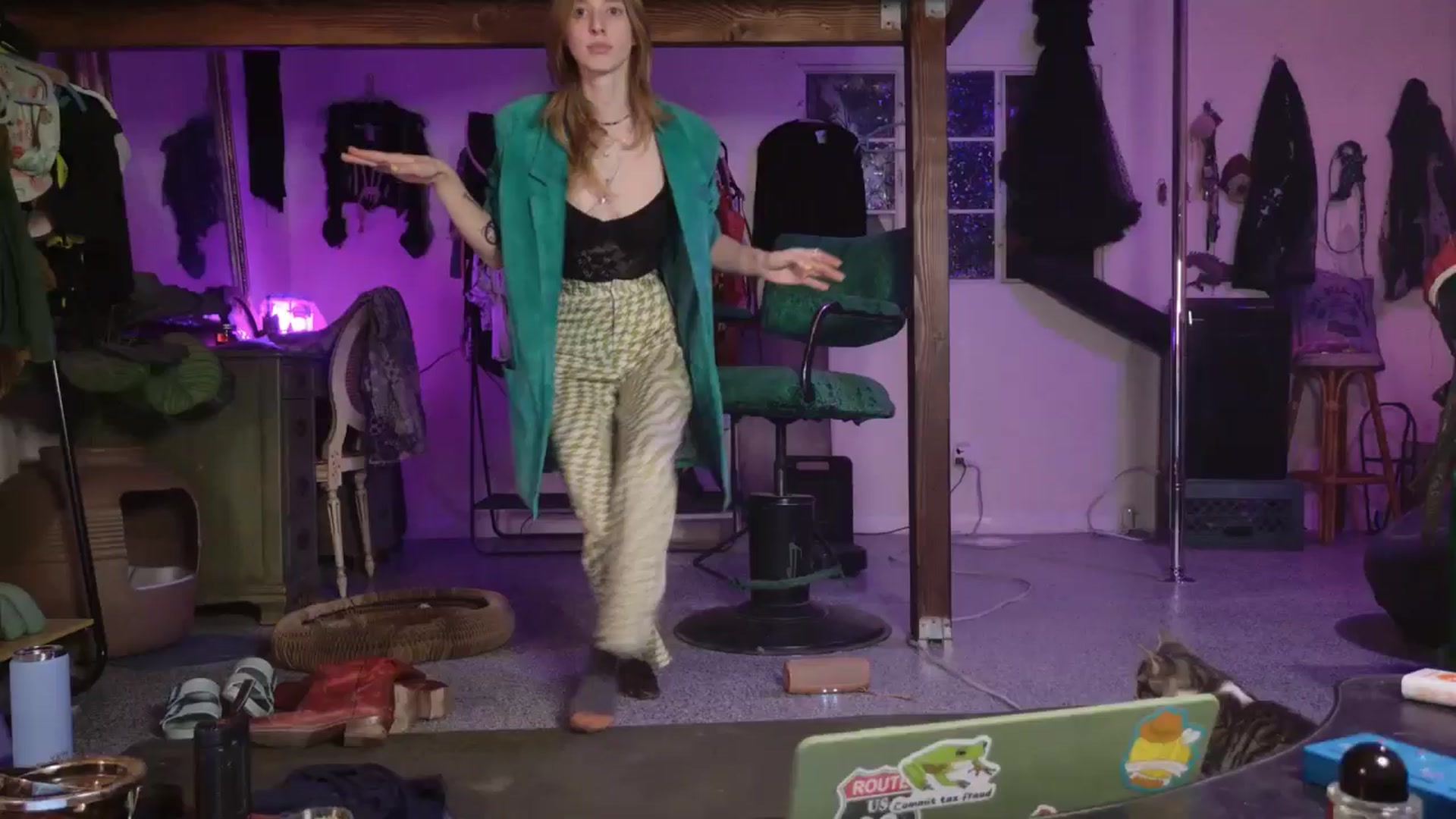 Gallery image thumbnail from ellispierce's myfreecams stream on, 12/02/2025, 09:46 image 9 of 20