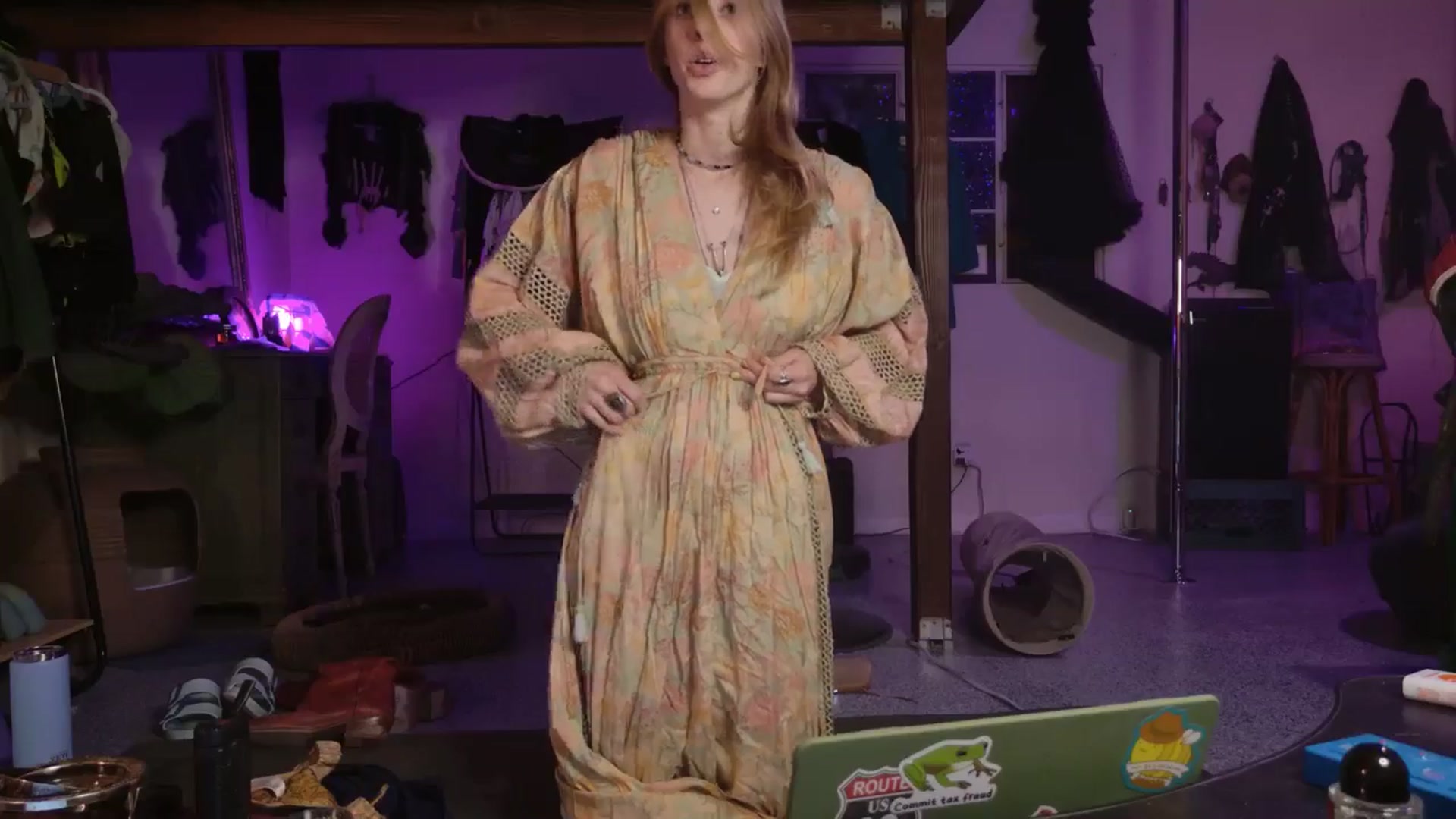 Gallery image thumbnail from ellispierce's myfreecams stream on, 12/02/2025, 09:46 image 7 of 20