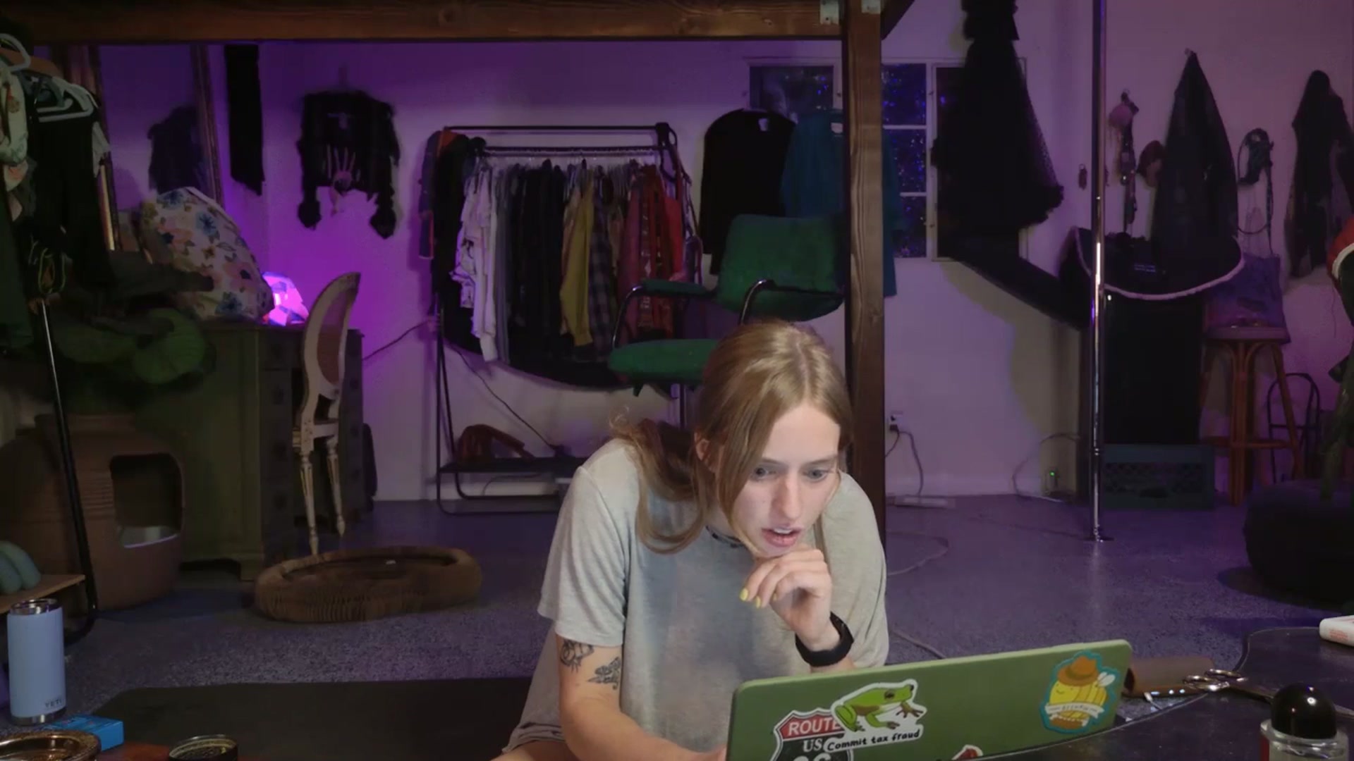 Gallery image thumbnail from ellispierce's myfreecams stream on, 12/02/2025, 10:41 image 9 of 20
