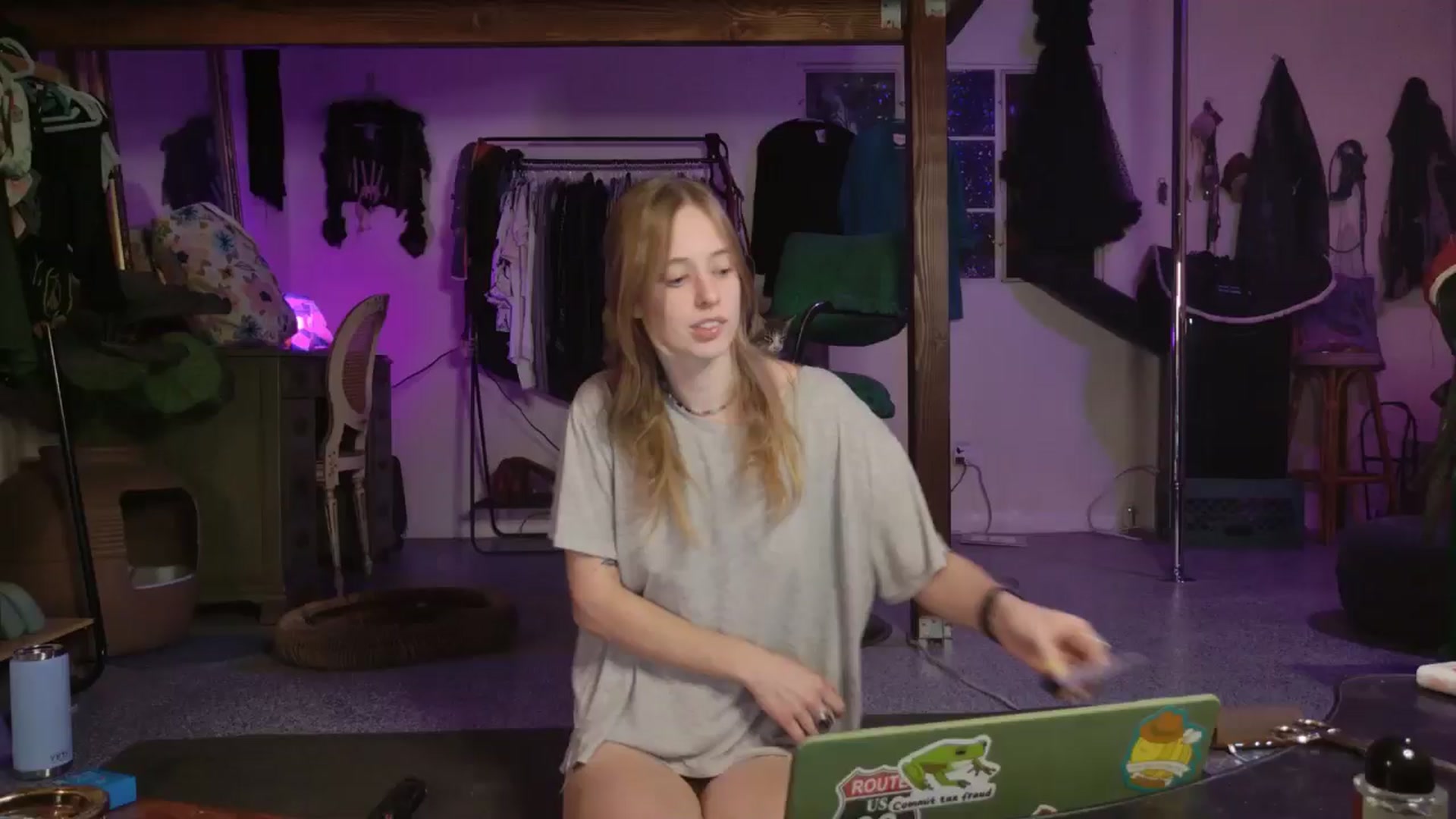 Gallery image thumbnail from ellispierce's myfreecams stream on, 12/02/2025, 10:41 image 1 of 20