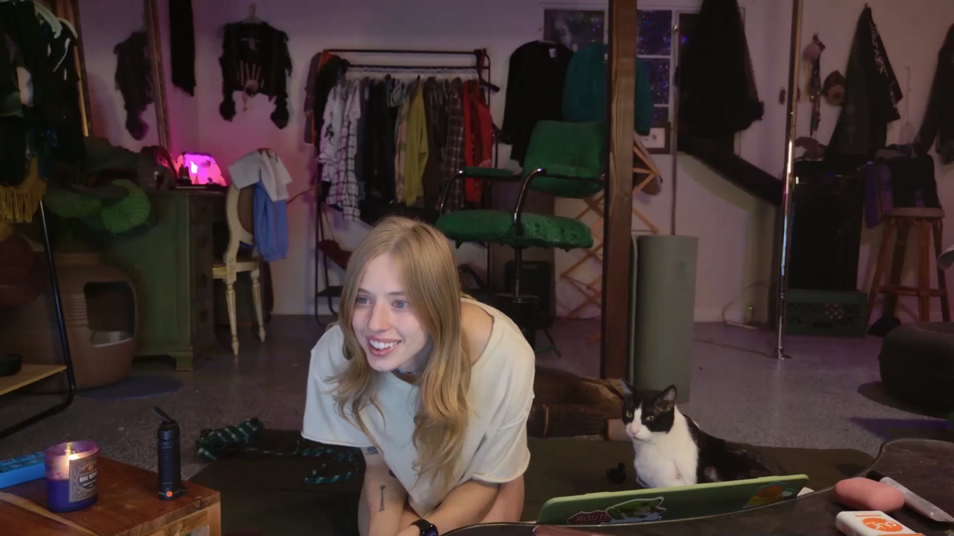 Gallery image thumbnail from ellispierce's myfreecams stream on, 12/09/2025, 08:10 image 9 of 20
