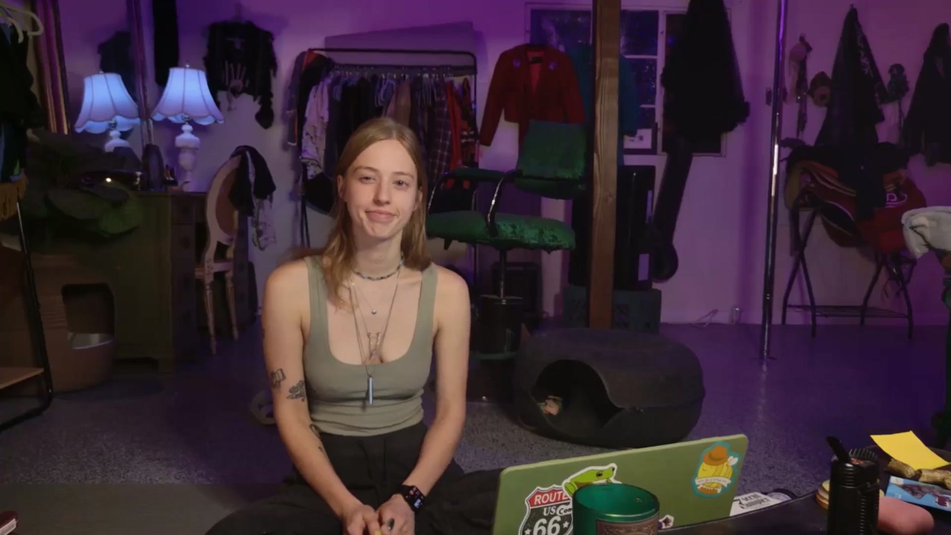 Gallery image thumbnail from ellispierce's myfreecams stream on, 12/14/2025, 08:02 image 14 of 20