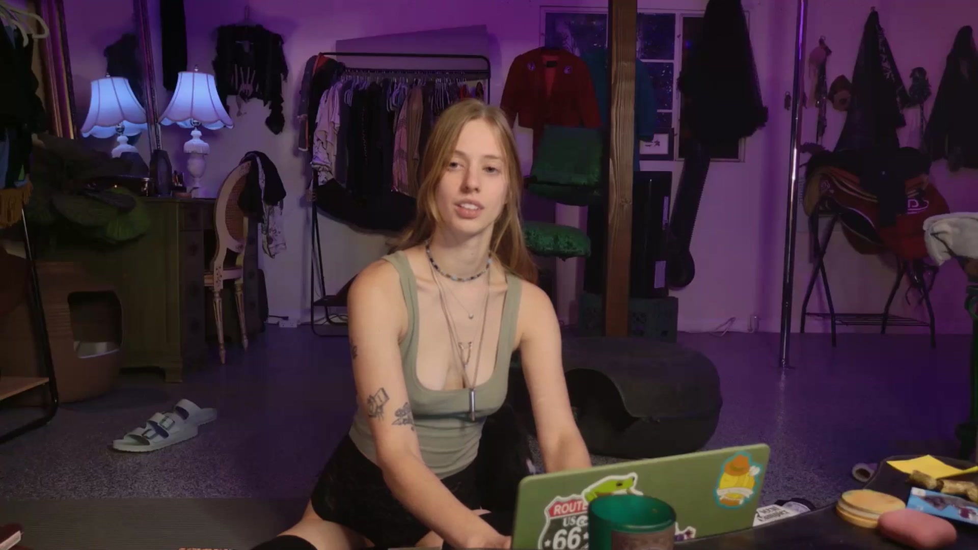 Gallery image thumbnail from ellispierce's myfreecams stream on, 12/14/2025, 08:02 image 18 of 20
