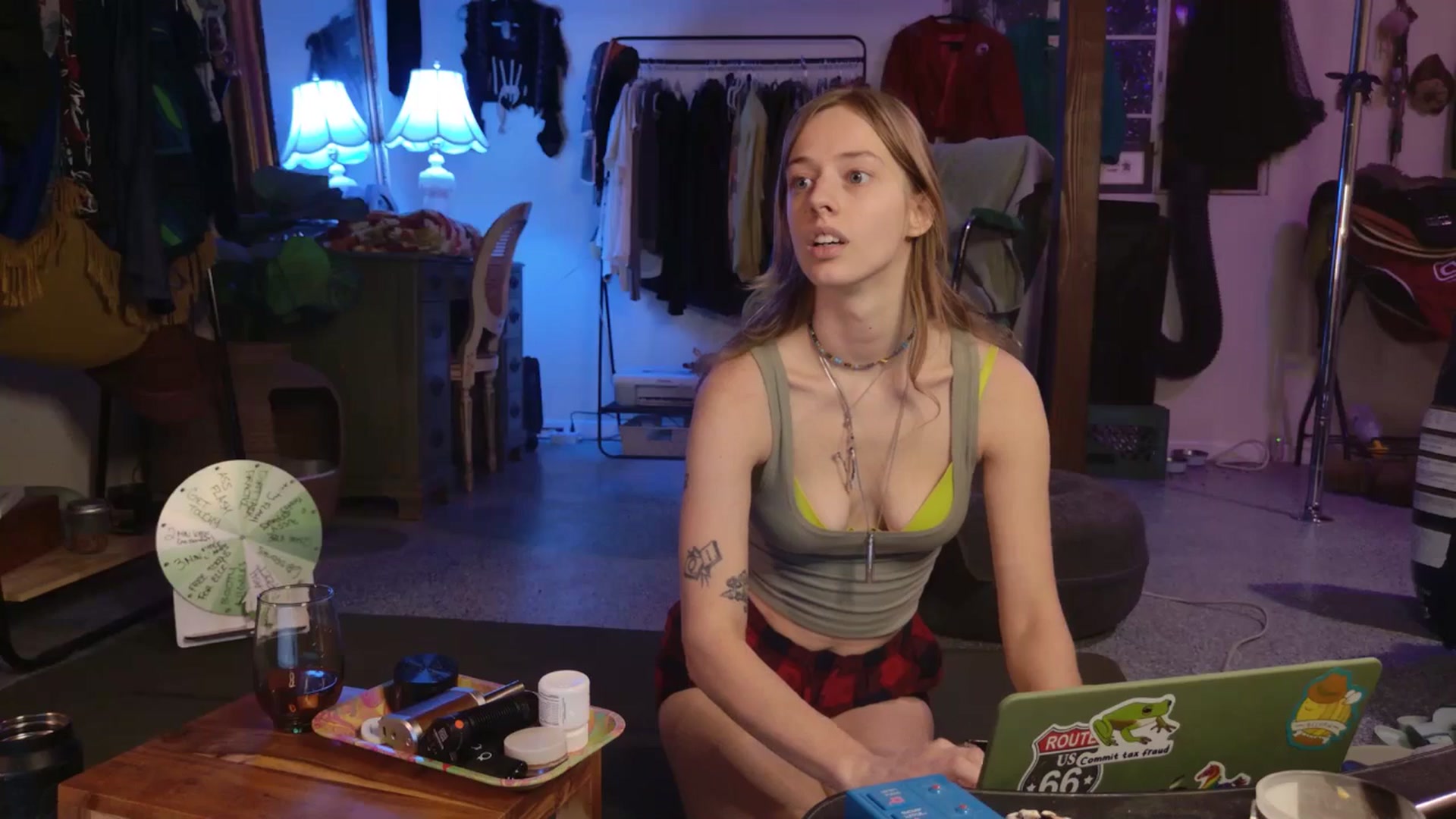 Gallery image thumbnail from ellispierce's myfreecams stream on, 12/25/2025, 09:19 image 2 of 20