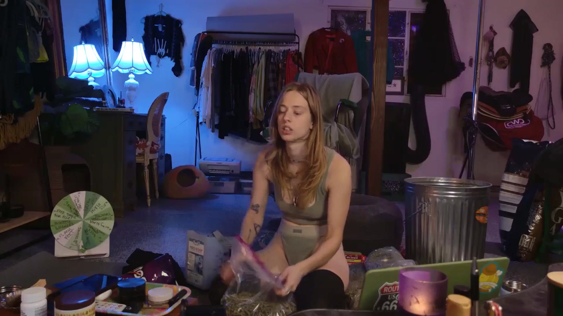 Gallery image thumbnail from ellispierce's myfreecams stream on, 12/26/2025, 09:36 image 14 of 20