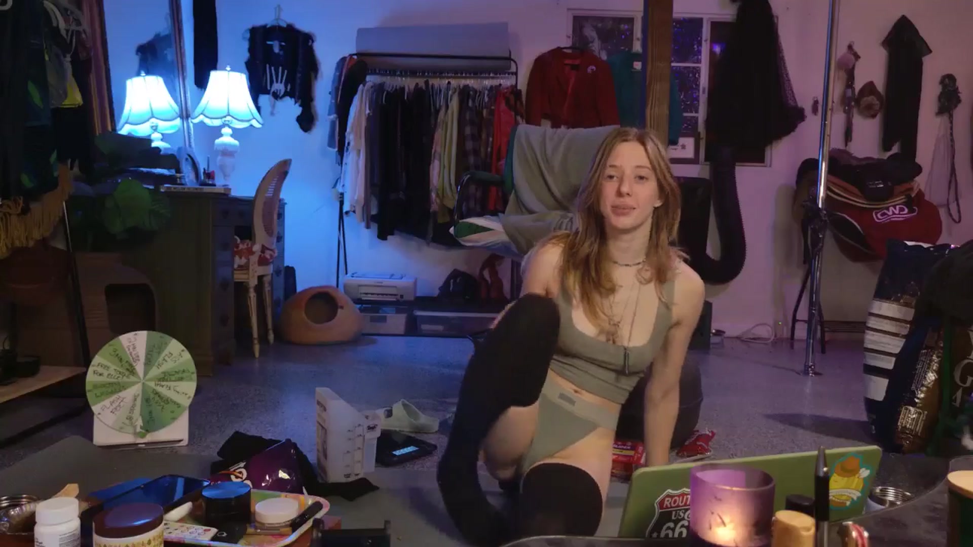 Gallery image thumbnail from ellispierce's myfreecams stream on, 12/26/2025, 09:36 image 15 of 20