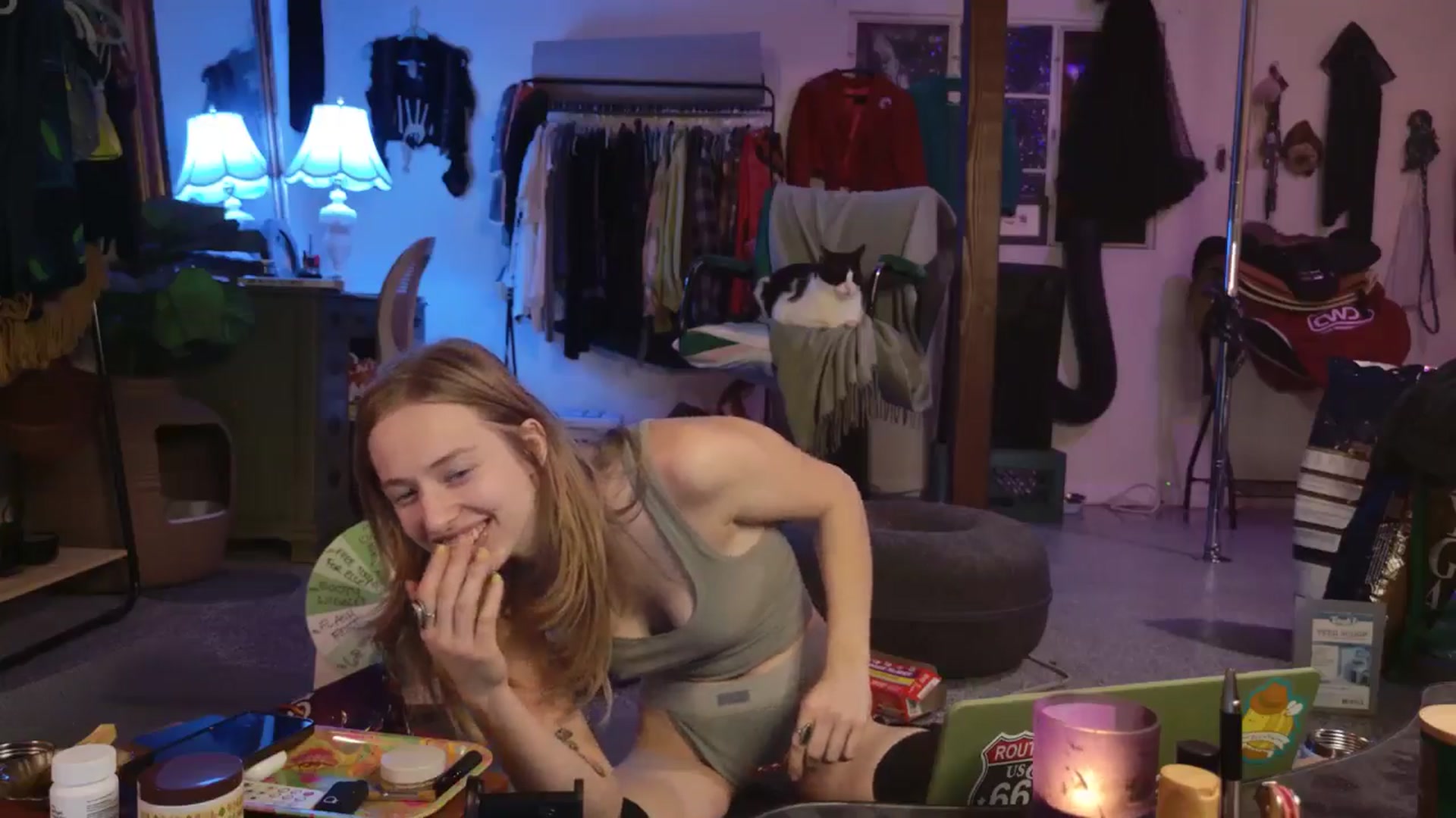 Gallery image thumbnail from ellispierce's myfreecams stream on, 12/26/2025, 09:36 image 17 of 20