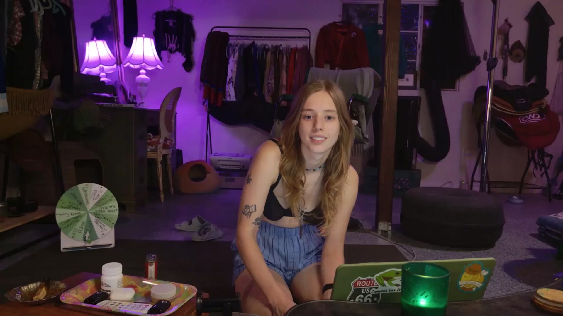 Gallery image thumbnail from ellispierce's myfreecams stream on, 12/27/2025, 11:07 image 15 of 20