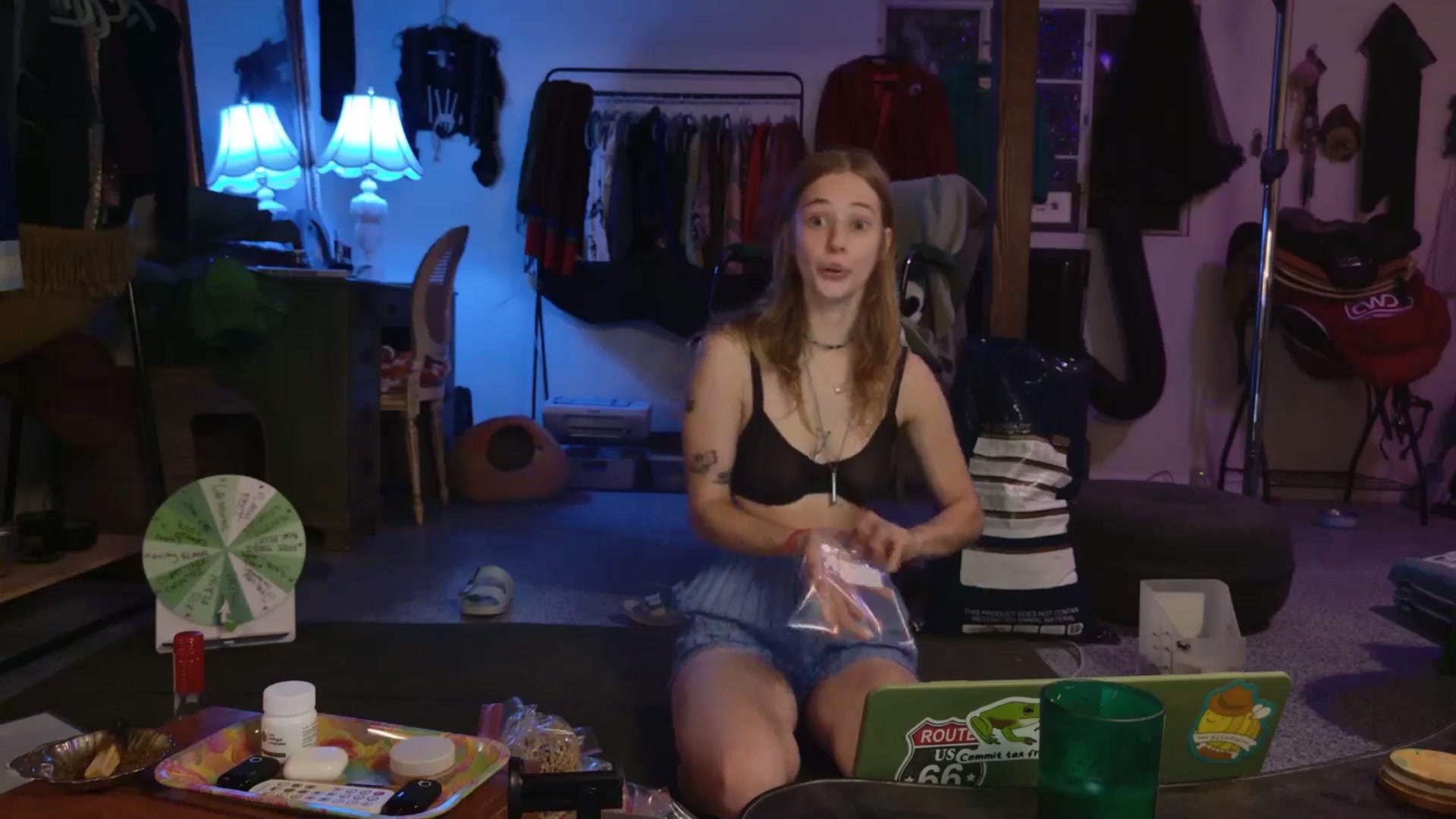 Gallery image thumbnail from ellispierce's myfreecams stream on, 12/27/2025, 11:07 image 7 of 20