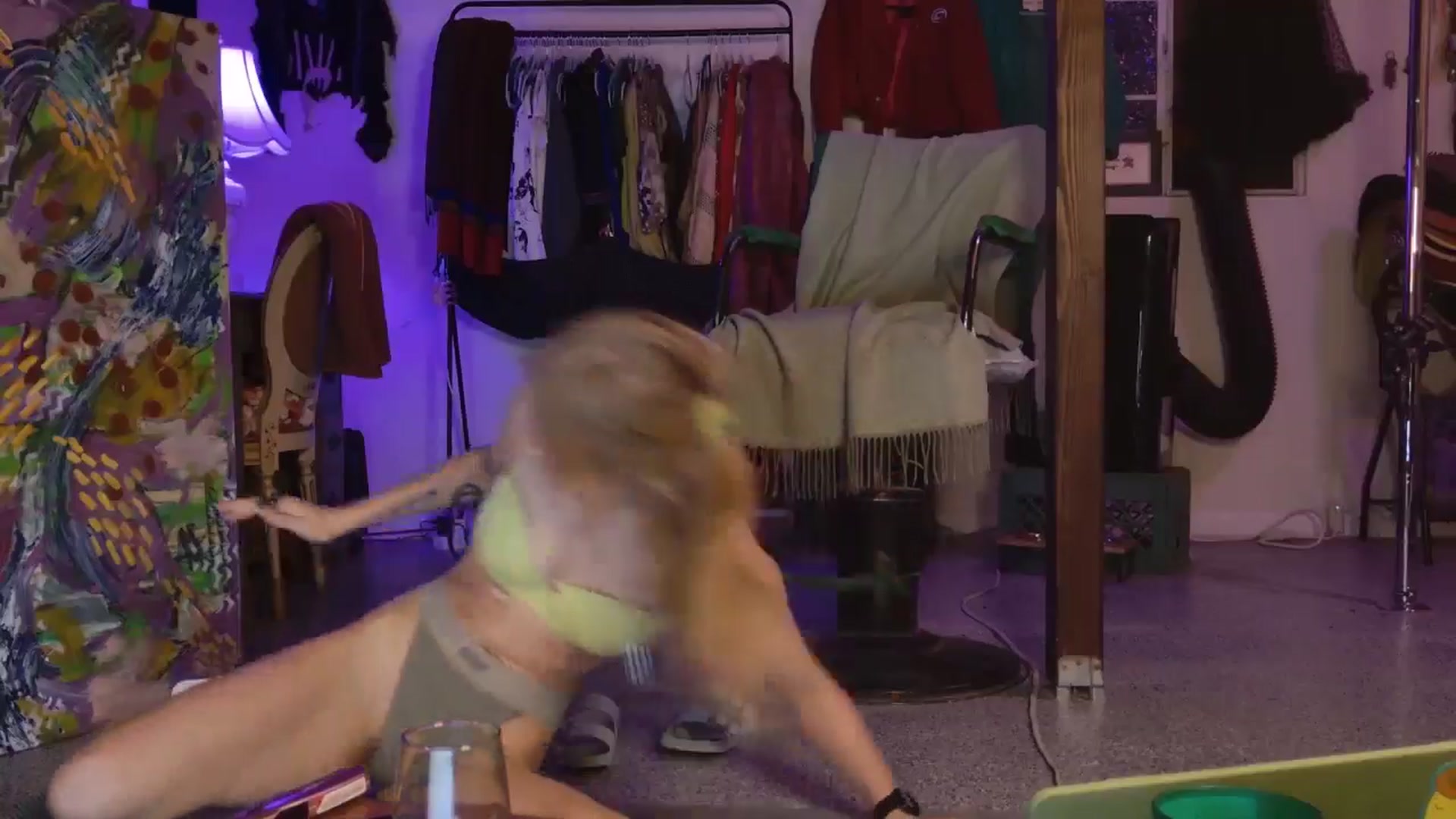 Gallery image thumbnail from ellispierce's myfreecams stream on, 12/29/2025, 08:32 image 8 of 20