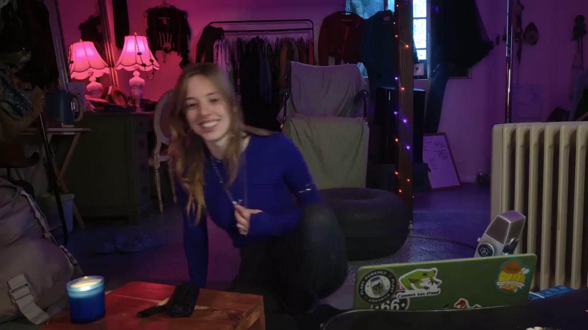 Gallery image thumbnail from ellispierce's myfreecams stream on, 01/10/2026, 15:31 image 8 of 20
